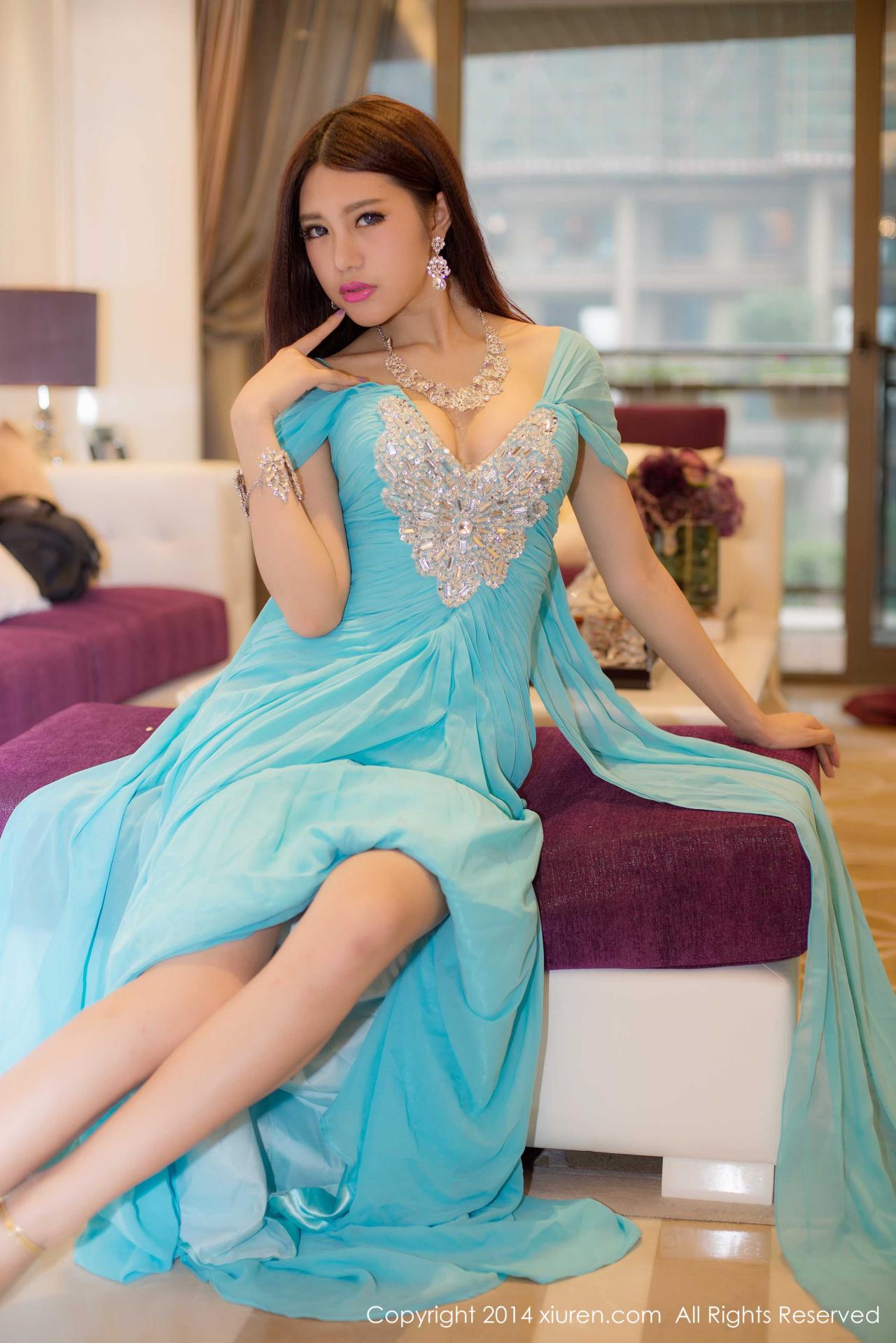 21f240cdd8822bc48690a229600900ea.jpg
