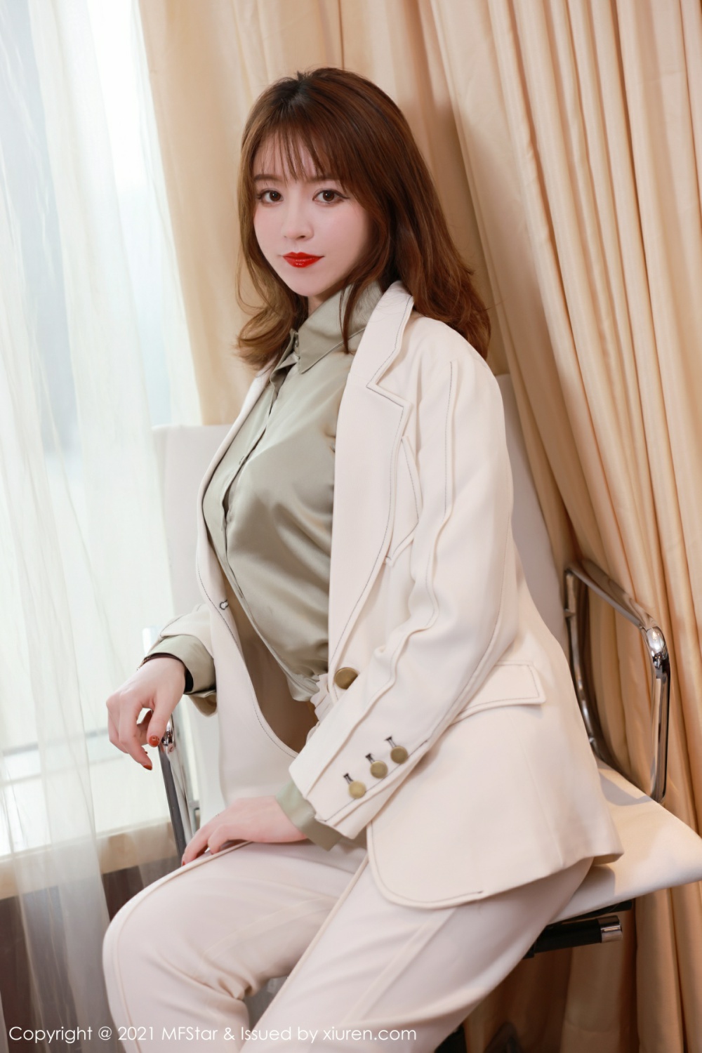 [MFStar模范学院] 2021.04.23 VOL.485 yoo优优 豹纹内衣 性感写真 [45+1P]