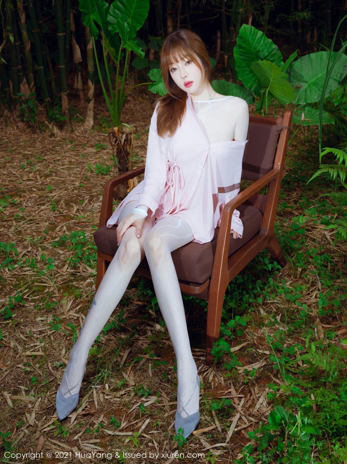 [HuaYang花漾写真] 2021.09.03 VOL.445 王雨纯 森系风格外拍与纯欲风格系列 [55+1P]