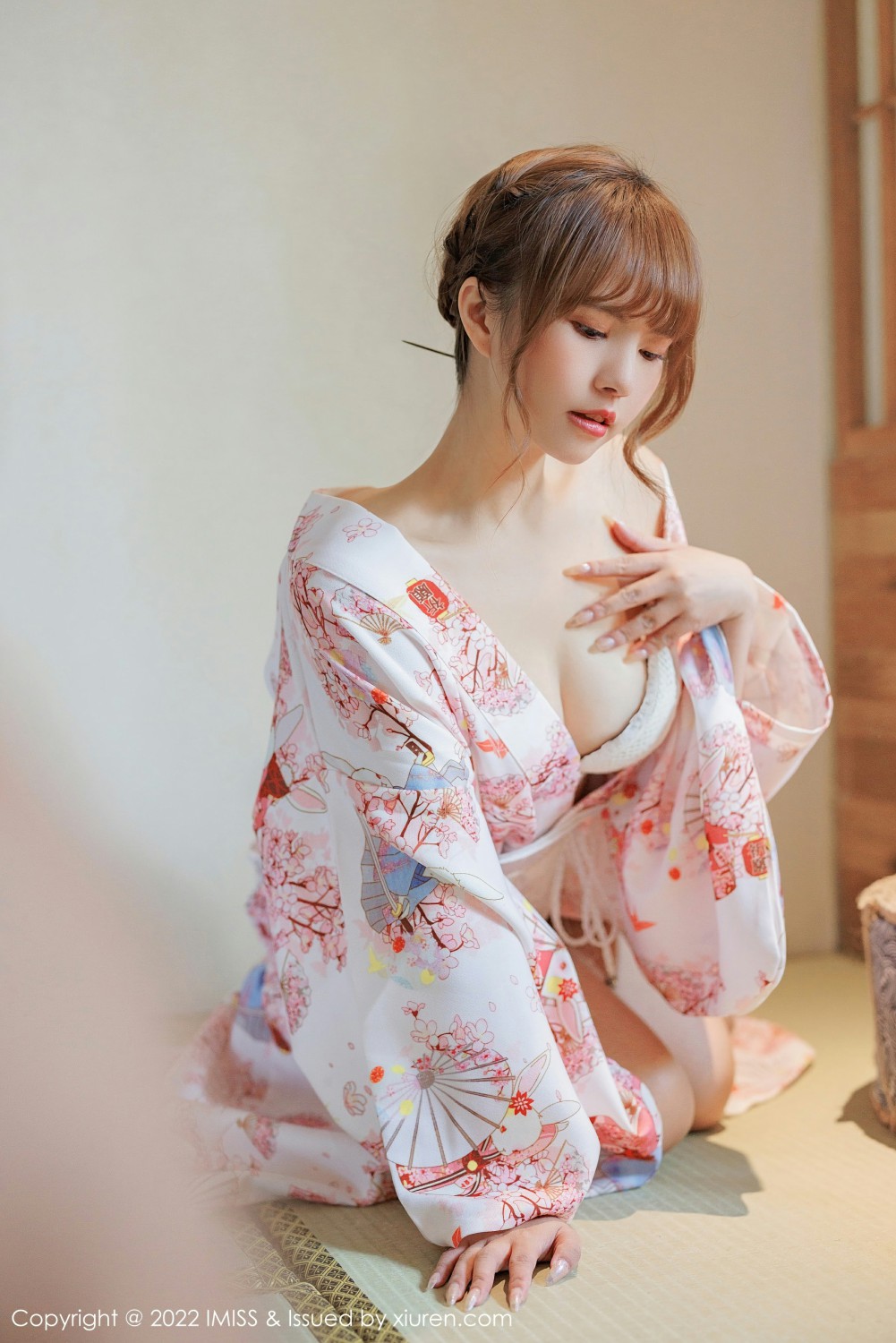 [IMISS爱蜜社] 2022.04.07 VOL.676 张思允Nice 云南心愿写真 蕾丝白色内衣[60+1P]