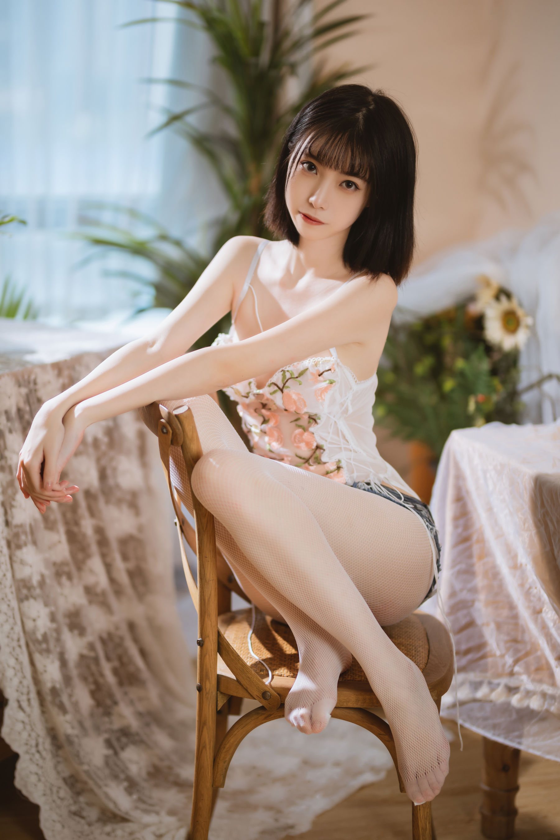 [COSPLAY]许岚 – 纯欲牛仔短裤