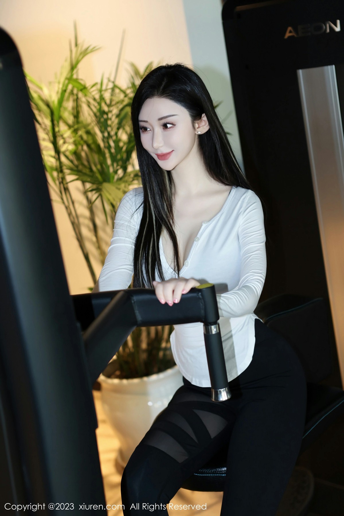 [XiuRen秀人网] 2023.11.23 No.7705 田兮白 新人第二套写真 性感黑色比基尼 [89+1P]