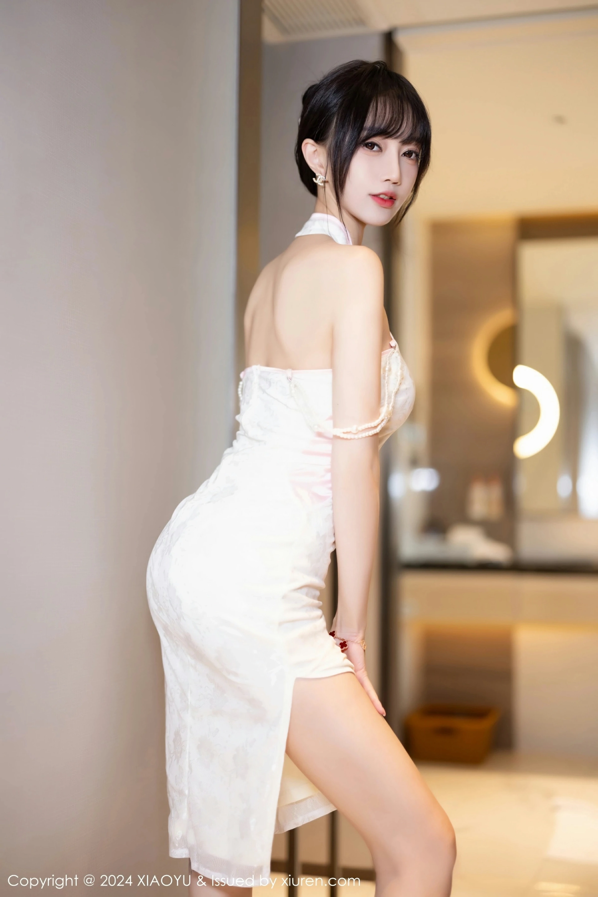 [XIAOYU语画界] 2024.01.17 VOL.1186 玥儿玥er 白色情趣露肩旗袍 性感写真 [83+1P]