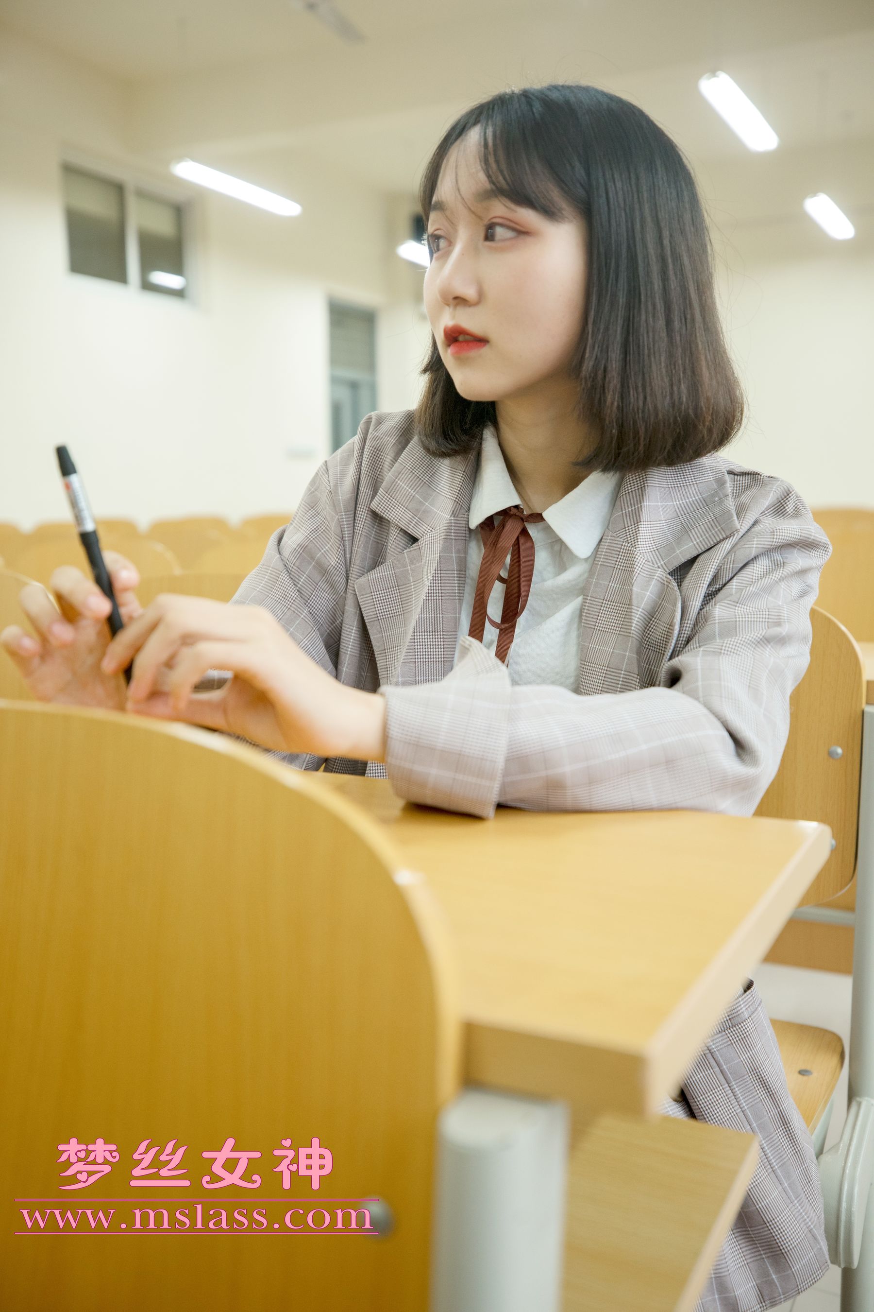 [MSLASS梦丝女神] 刘诺 教室顷语