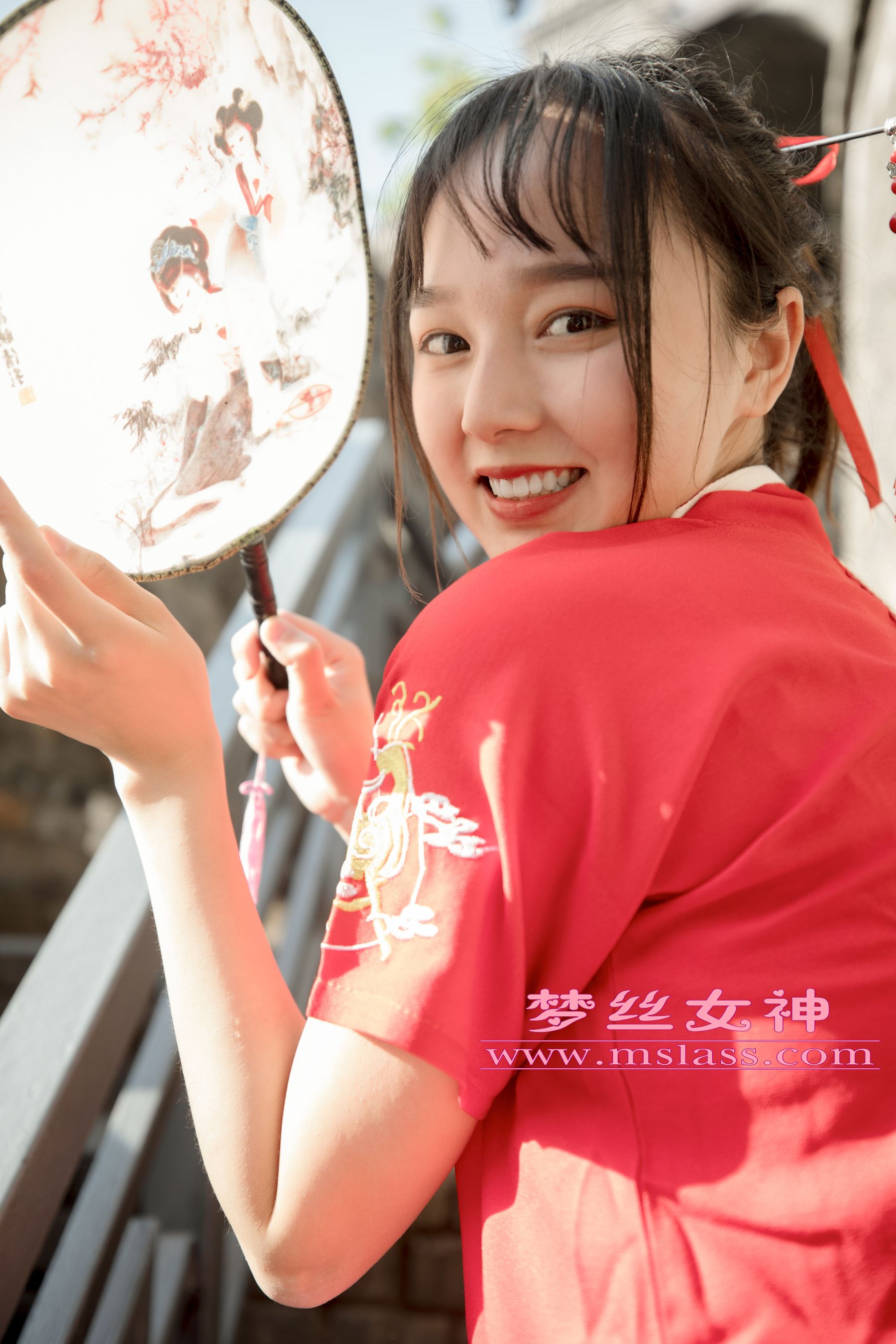 [MSLASS梦丝女神] 玥玥 长城古风少女