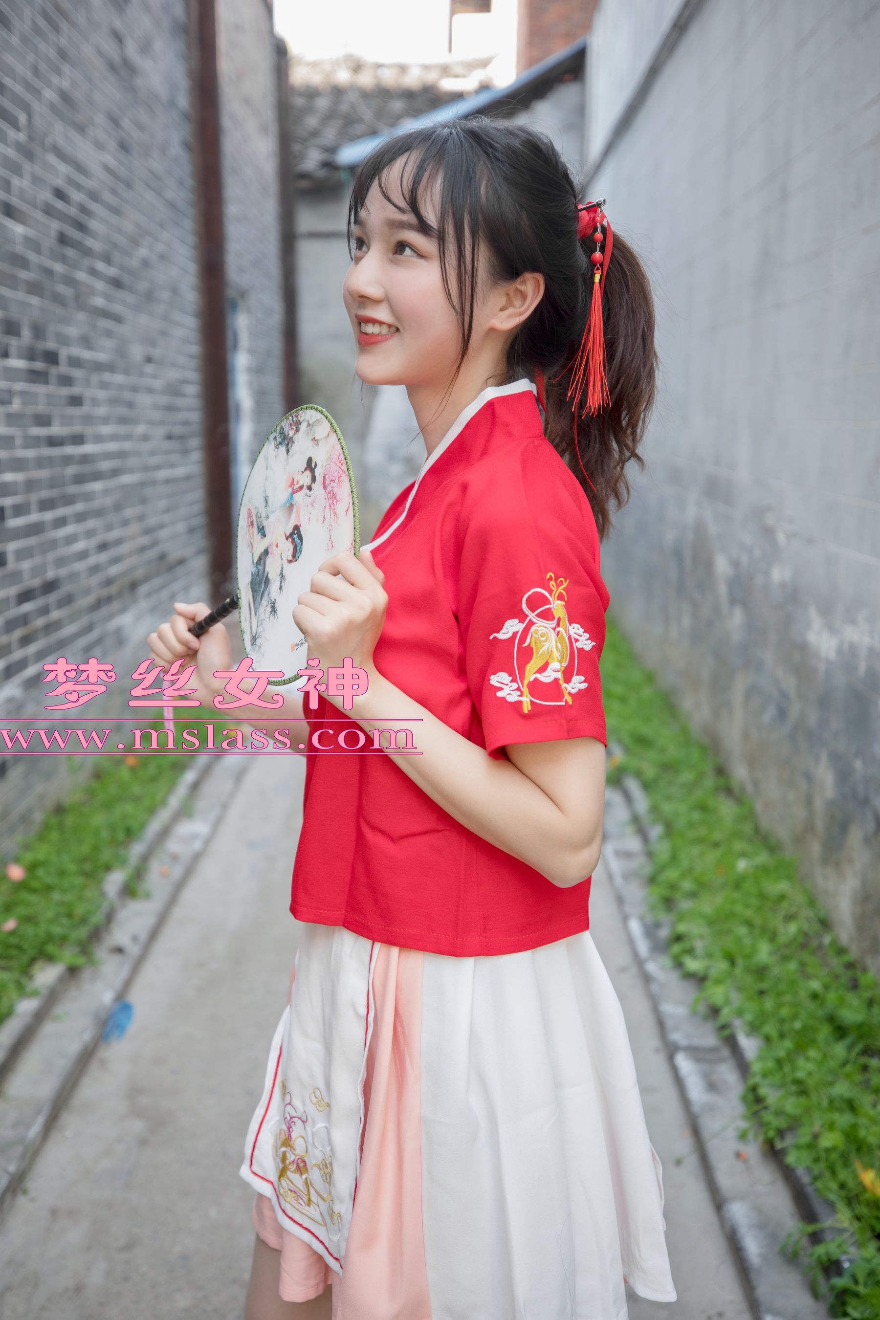[MSLASS梦丝女神] 玥玥 长城古风少女