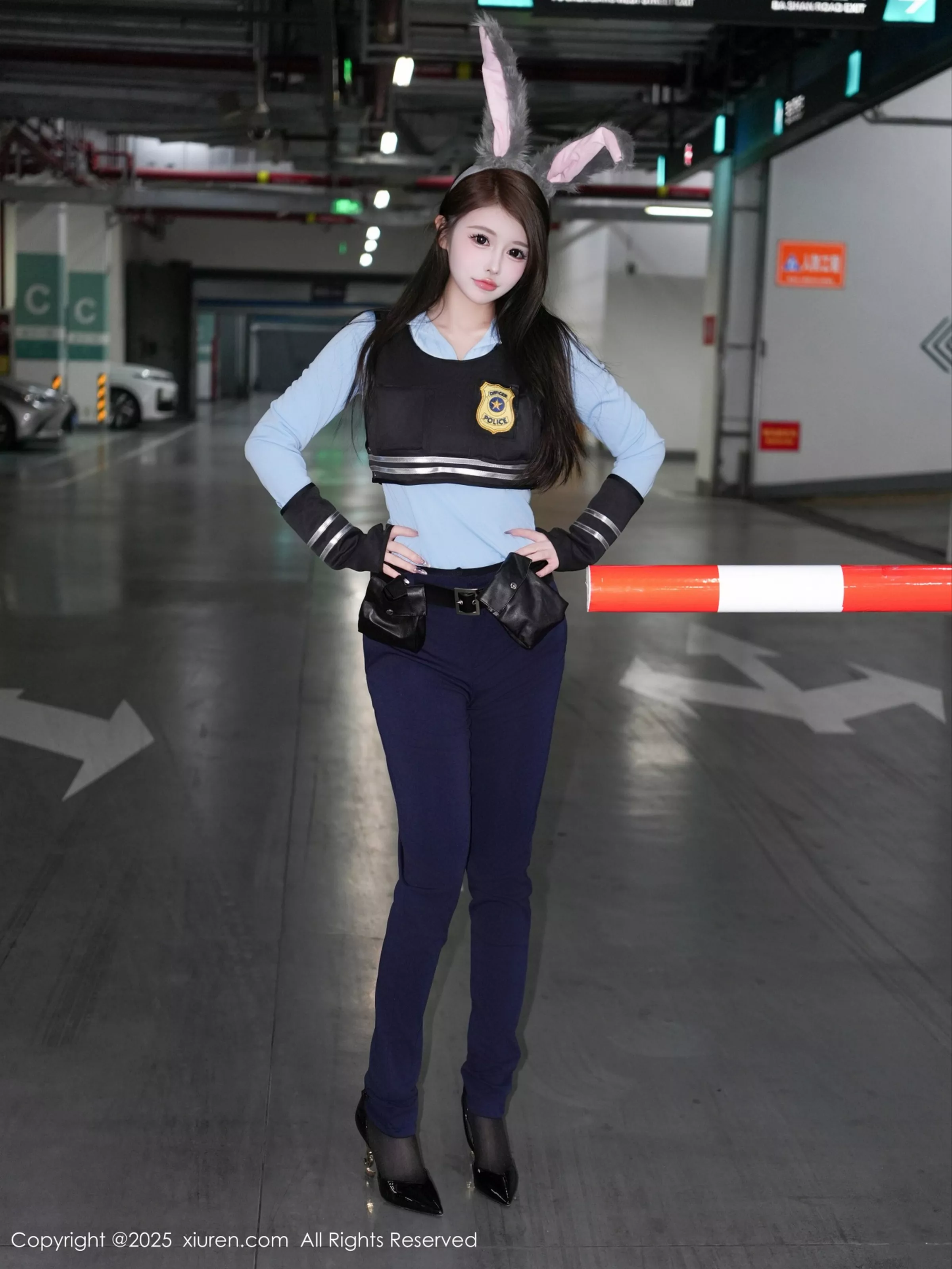 [XiuRen秀人网] 2025.04.16 No.10158 甜妮 黑色制服诱惑 性感写真 [69+1P]