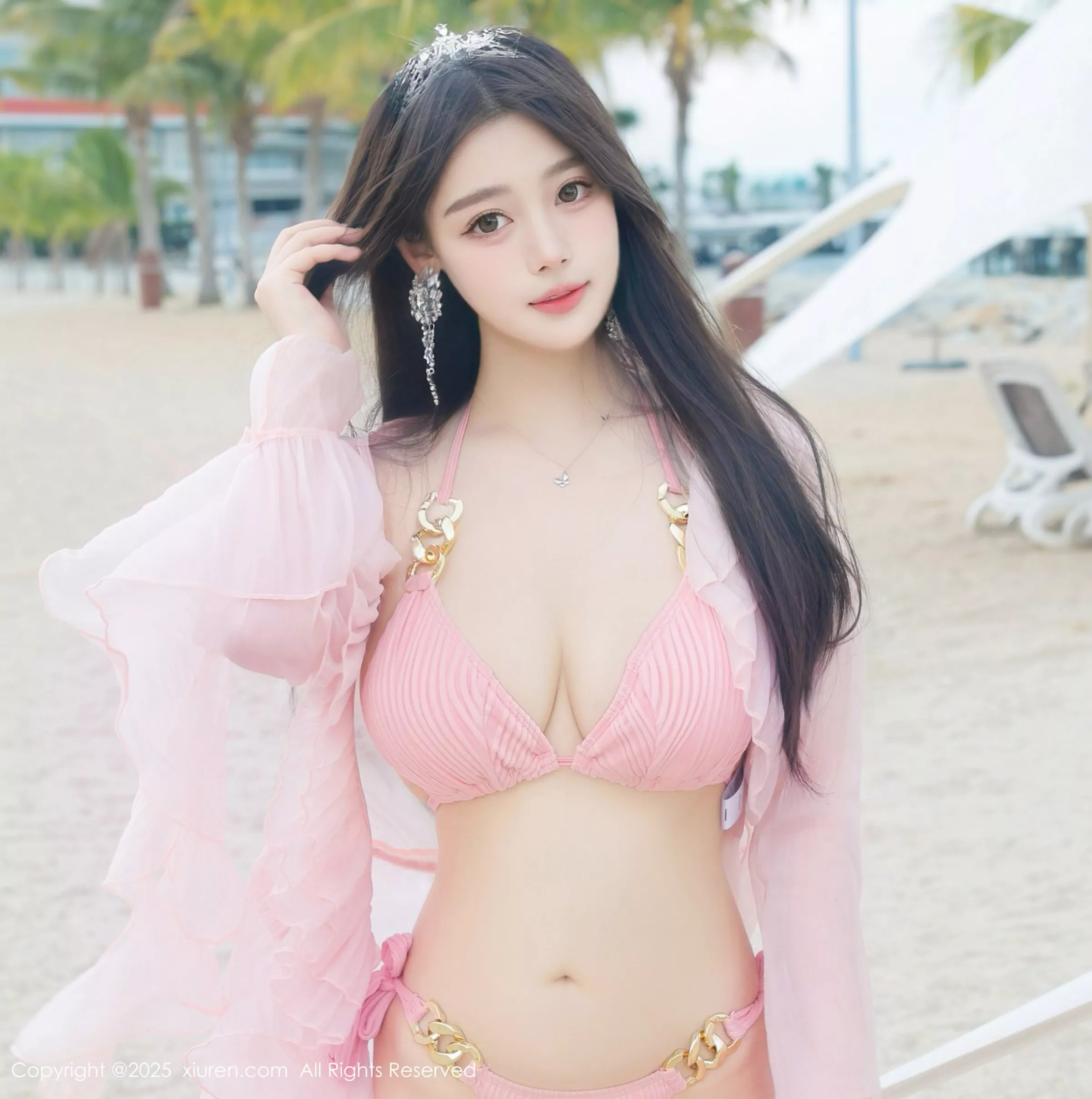 [XiuRen秀人网] 2025.04.16 No.10160 蛋蛋宝 性感粉色连衣裙 马来西亚旅拍写真 [66+1P]