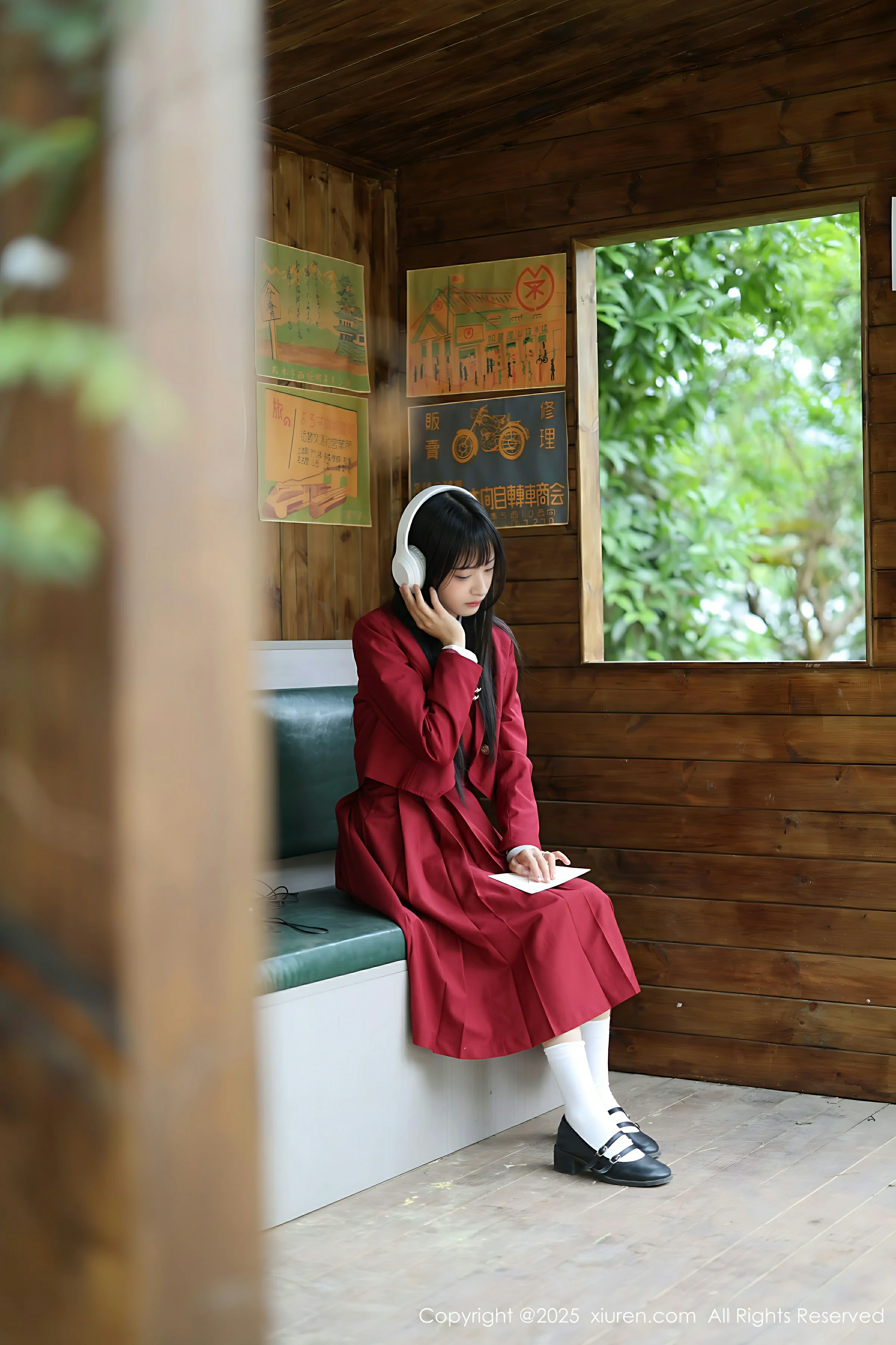 [XiuRen秀人网] 2025.04.29 No.10215 茂木希子 新人首套写真 性感红色裙子 诱人肉色丝袜 [82+1P]