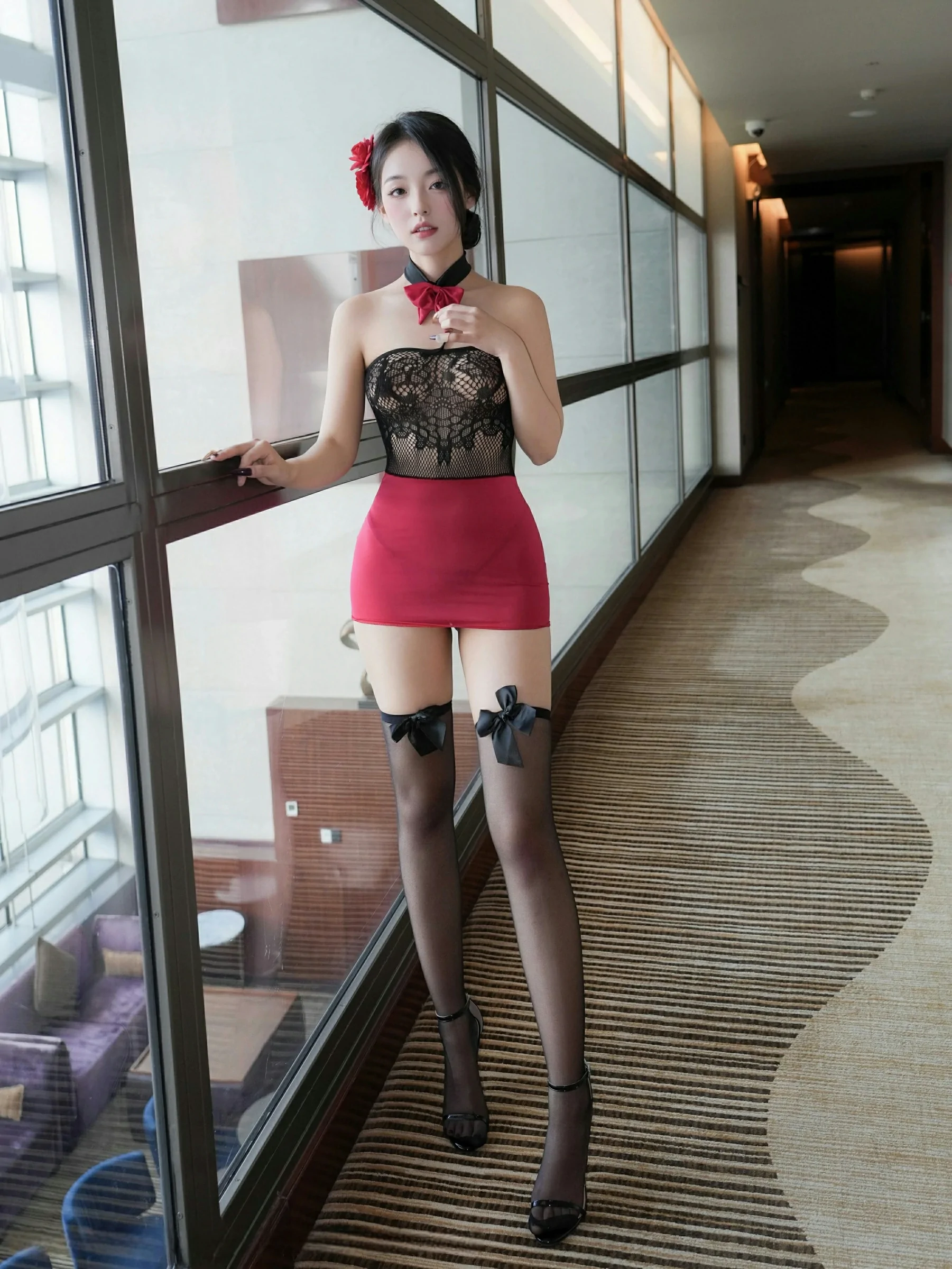 [XIUREN秀人网] 2025.05.15 No.10279 白琮瑗 蕾丝红裙 魅惑黑丝 性感写真 [54+1P] 