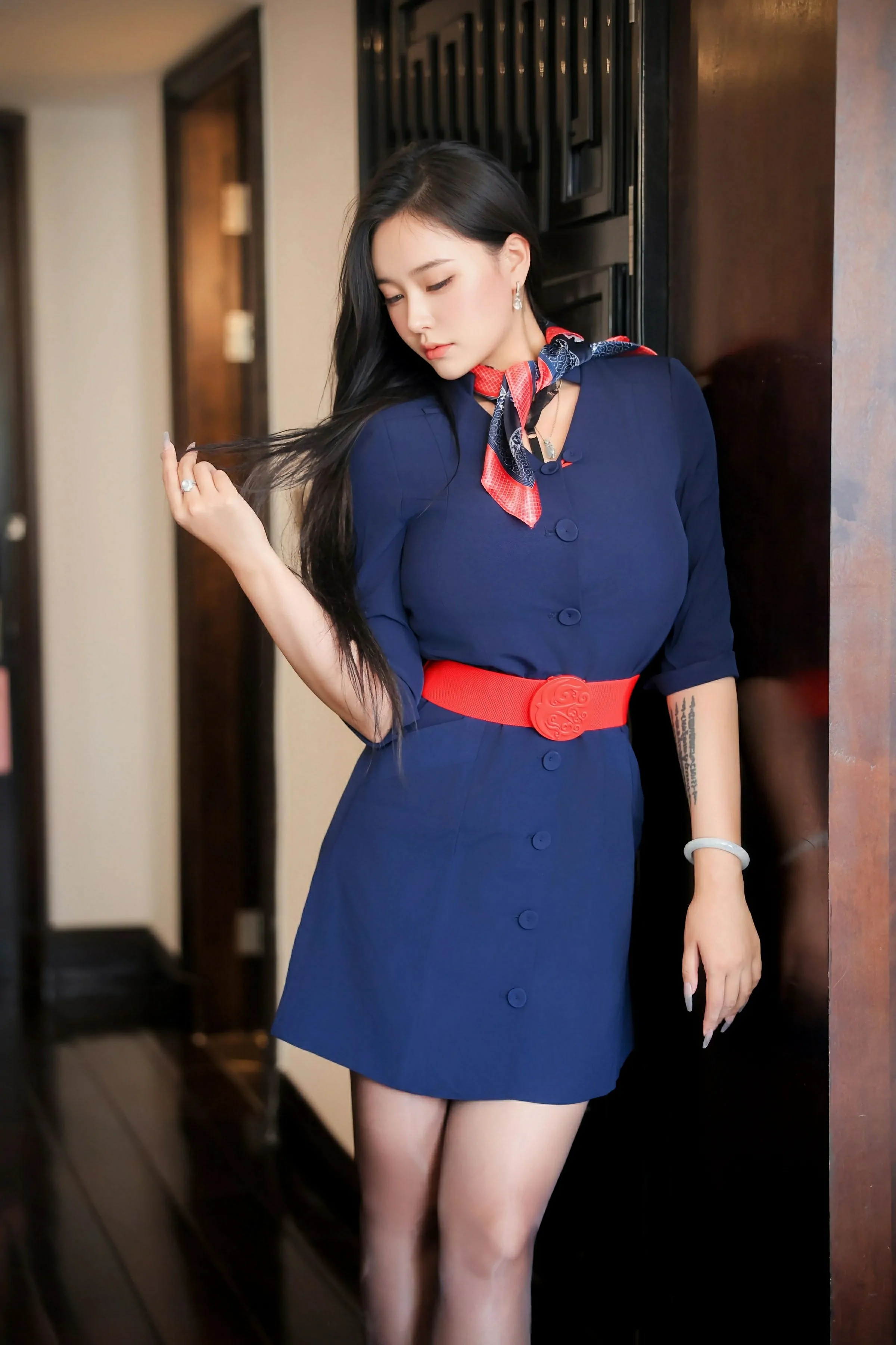 [XiuRen秀人网] 2025.06.06 No.10371 娜比 空姐制服 魅惑黑丝 性感写真 [84+1P]