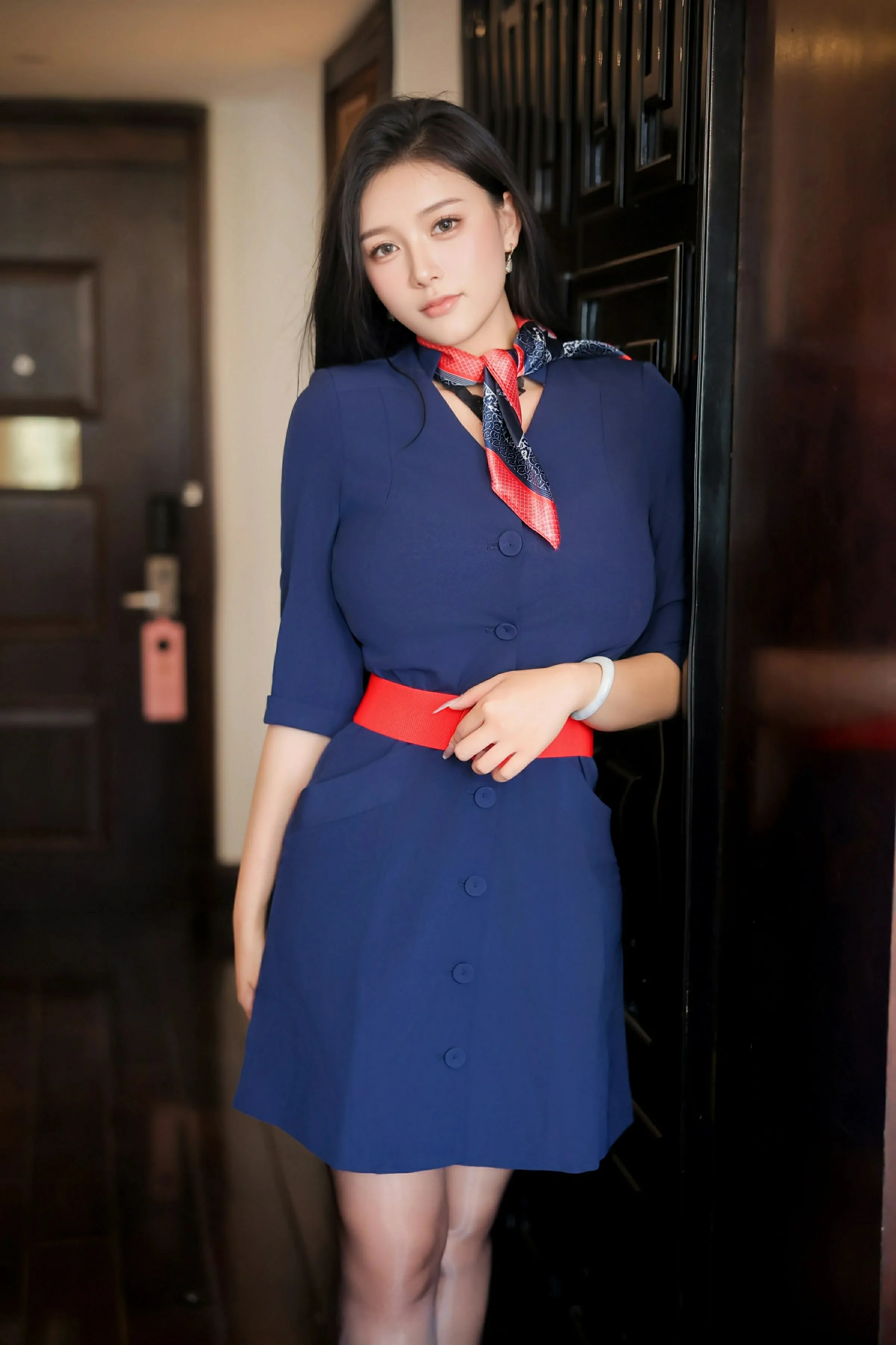 [XiuRen秀人网] 2025.06.06 No.10371 娜比 空姐制服 魅惑黑丝 性感写真 [84+1P]