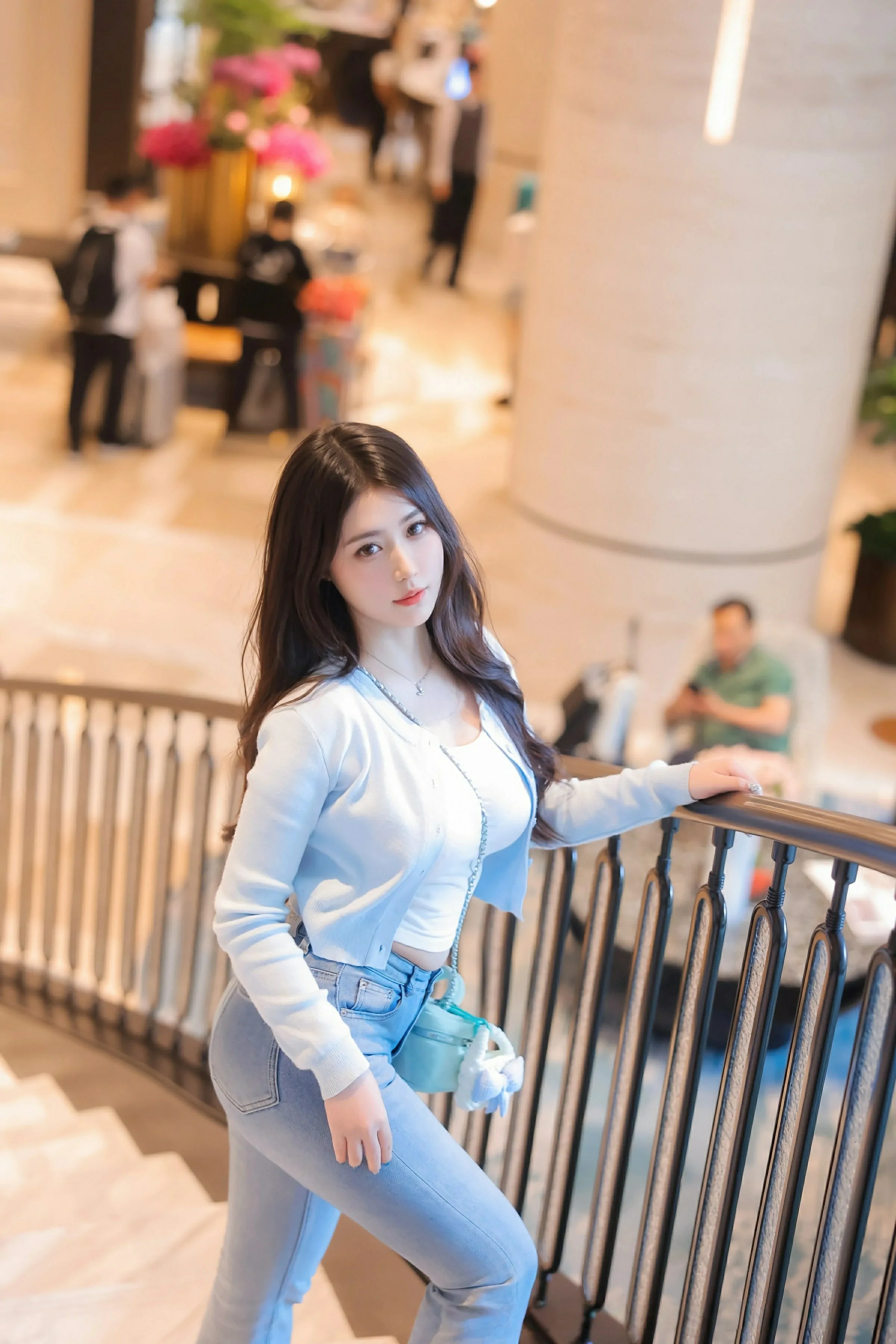 [XiuRen秀人网] 2025.06.23 No.10450 蛋蛋宝 粉色内衣 魅惑黑丝 性感写真 [70+1P]