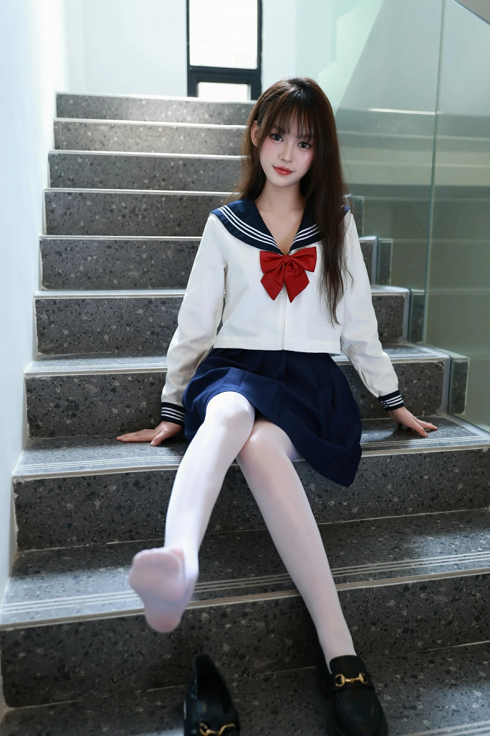 [XiuRen秀人网] 2025.06.25 No.10458 糯咪 新人首套写真 性感JK制服 [88+1P]