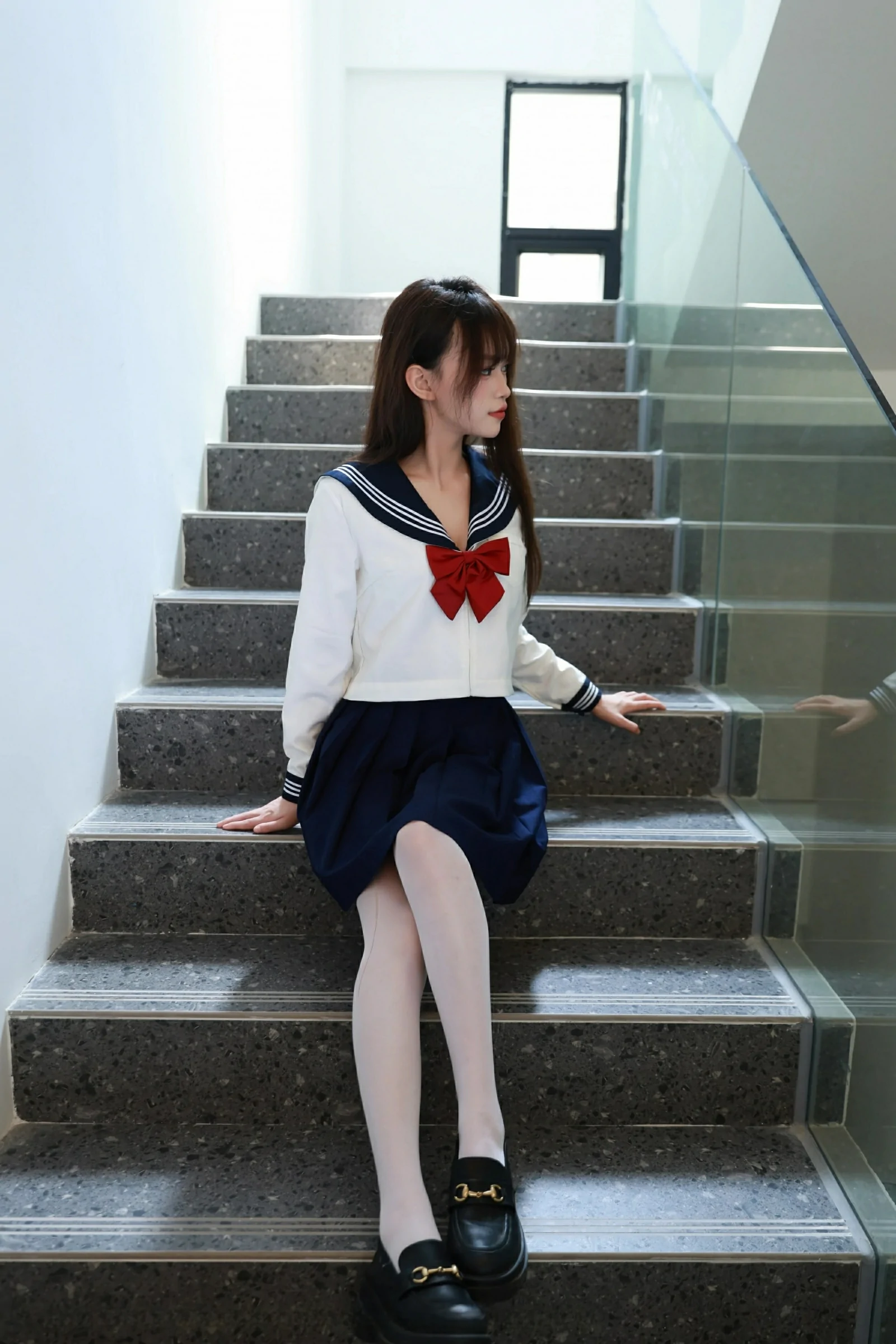 [XiuRen秀人网] 2025.06.25 No.10458 糯咪 新人首套写真 性感JK制服 [88+1P]