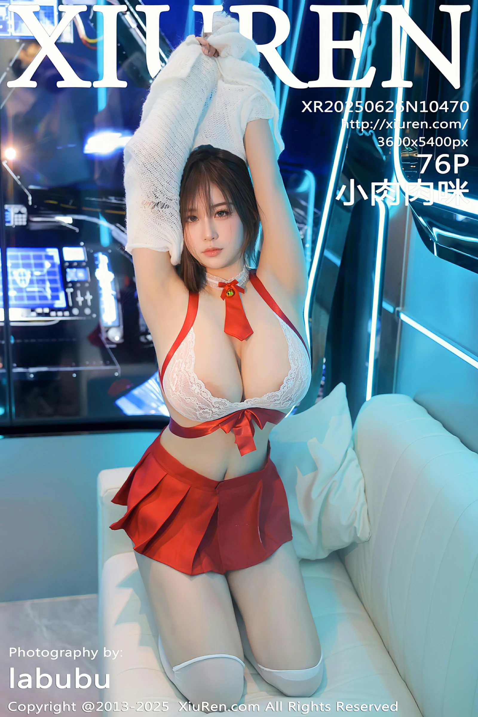 [XiuRen秀人网] 2025.06.26 No.10470 小肉肉咪 红色短裙 白色丝袜 性感写真 [76+1P]