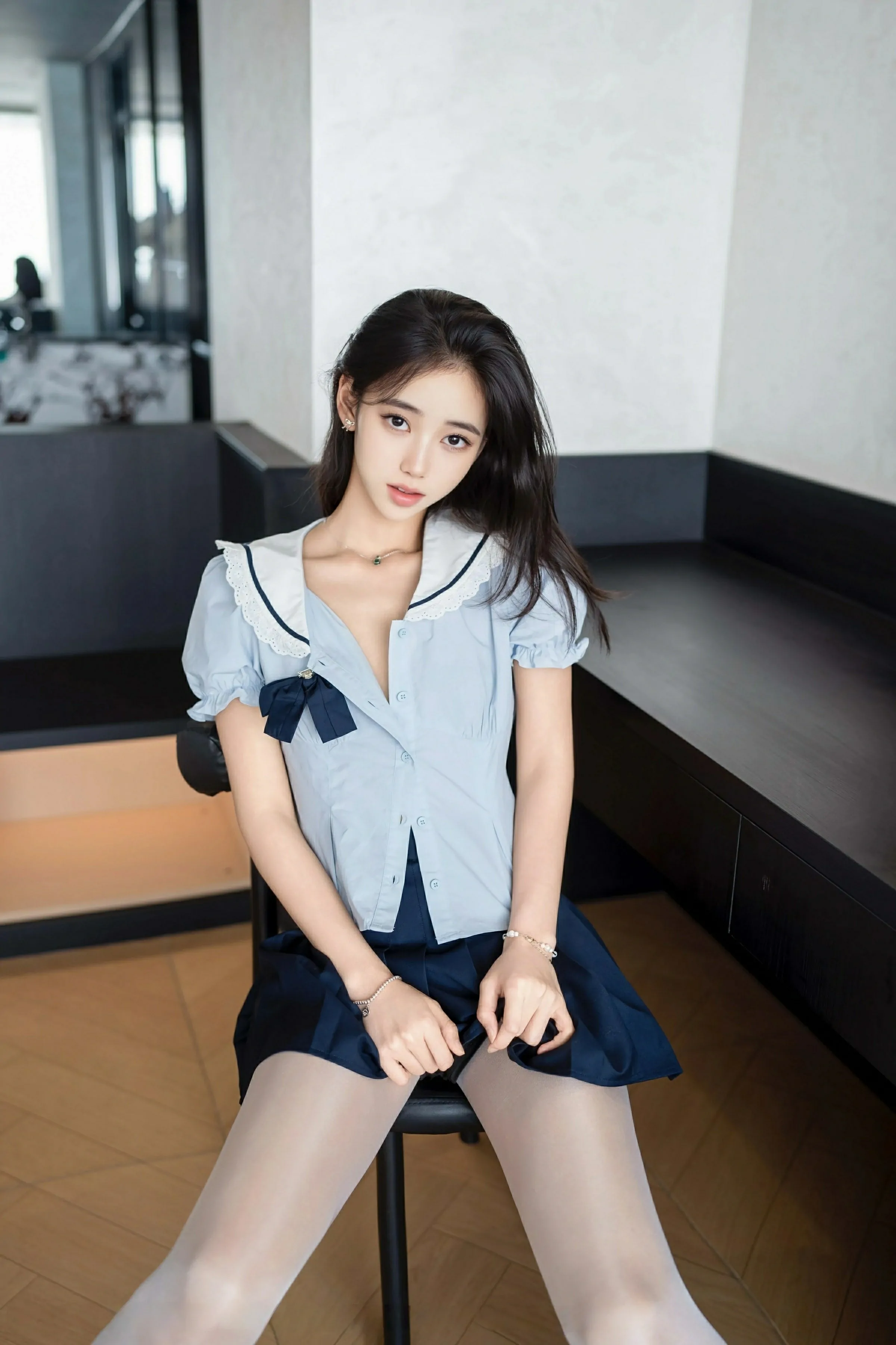 [XINGYAN星颜社] 2025.06.26 VOL.360 时安安 深色短裙 白色丝袜 性感写真 [81+1P]