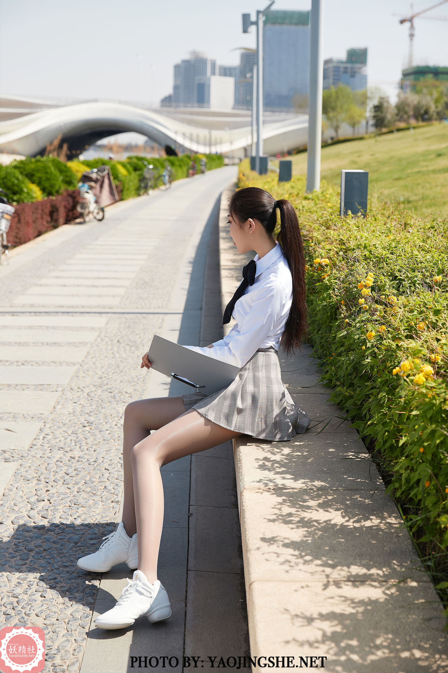 [妖精社] T2010《苏伟-河边学生装》[43P]