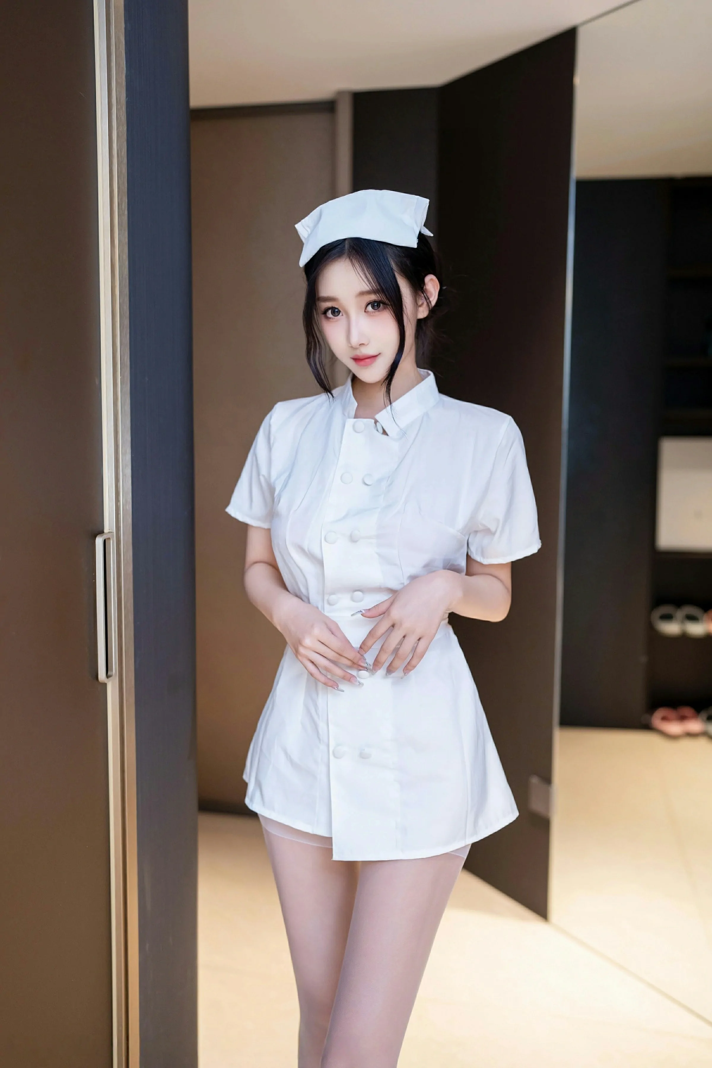 [XINGYAN星颜社] 2025.07.01 VOL.362 木森vita 新人首套写真 性感白色护士制服 [79+1P]