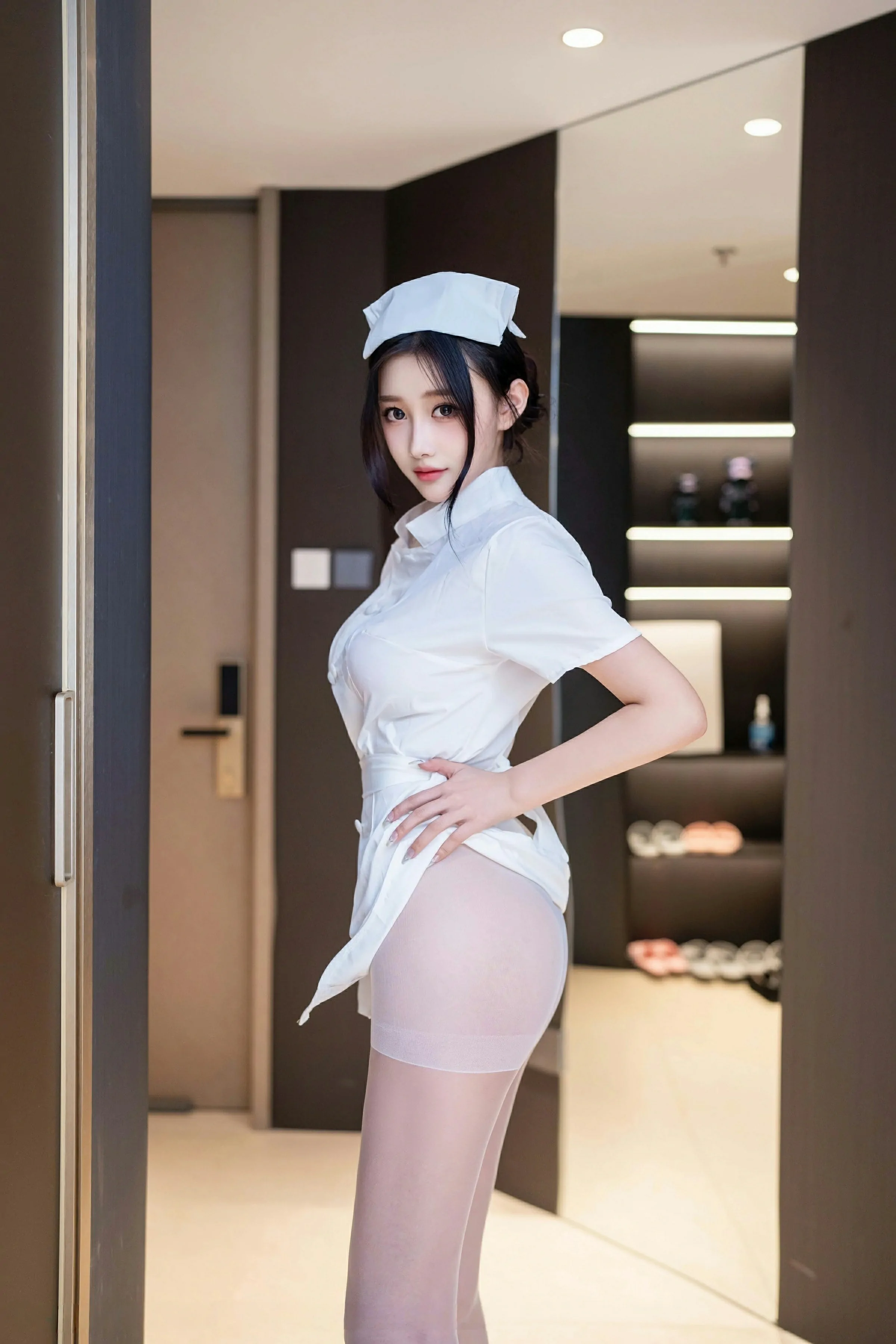 [XINGYAN星颜社] 2025.07.01 VOL.362 木森vita 新人首套写真 性感白色护士制服 [79+1P]