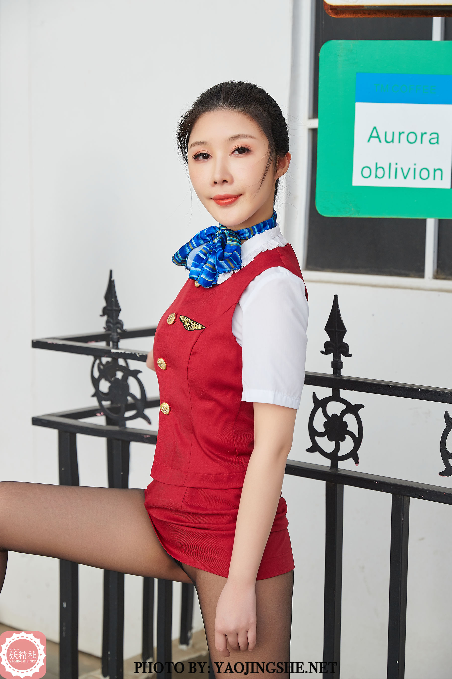 [妖精社] T2017《美琪老师傅-空姐》[39P]