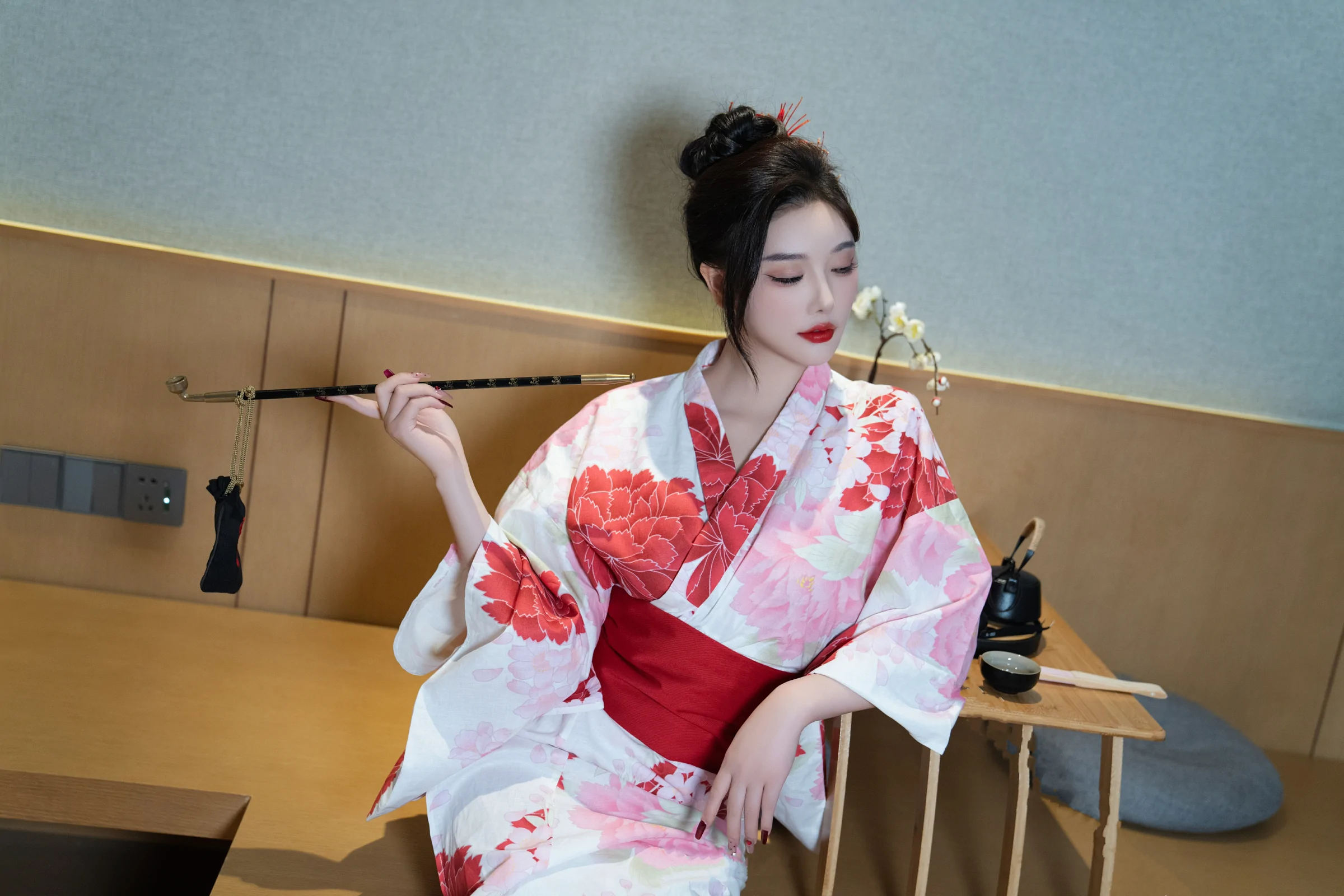[秀人内购] 杨晨晨Yome 诱人私拍福利 和服日系风