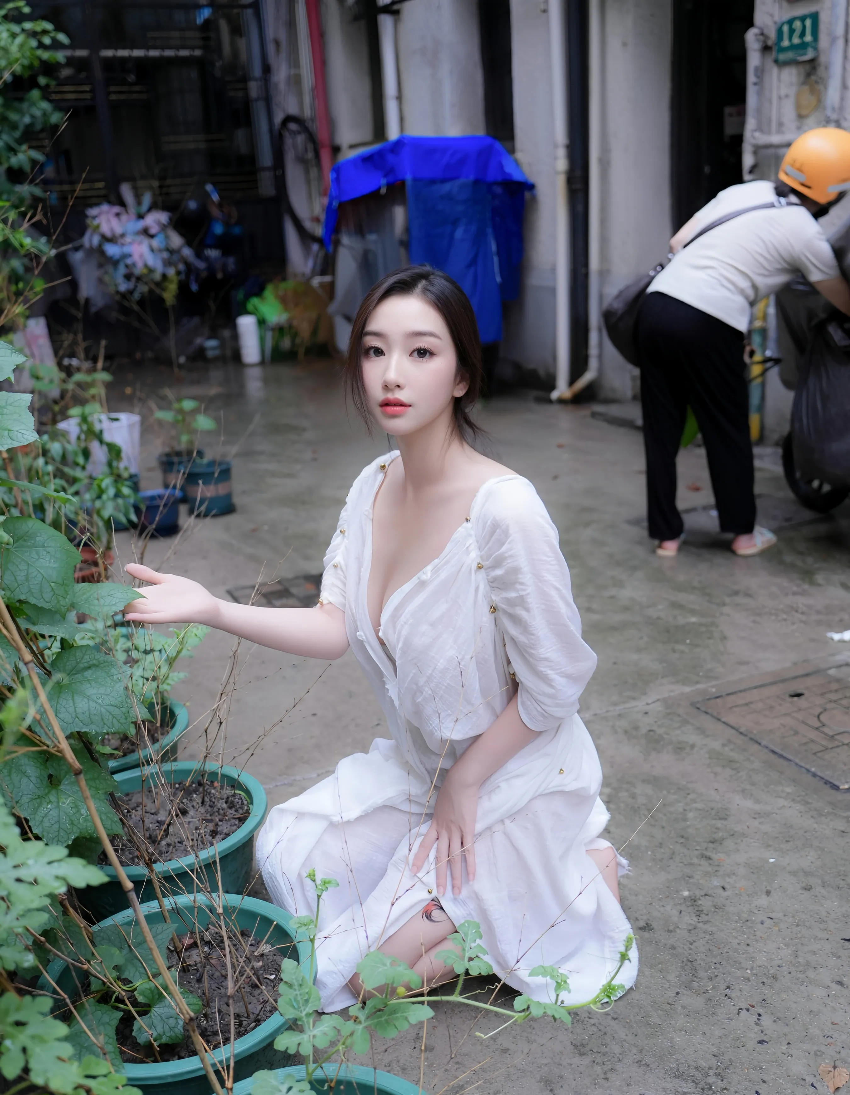 [XiuRen秀人网] 2025.07.31 No.10603 楠芝 白色长袍 性感写真 [77+1P]