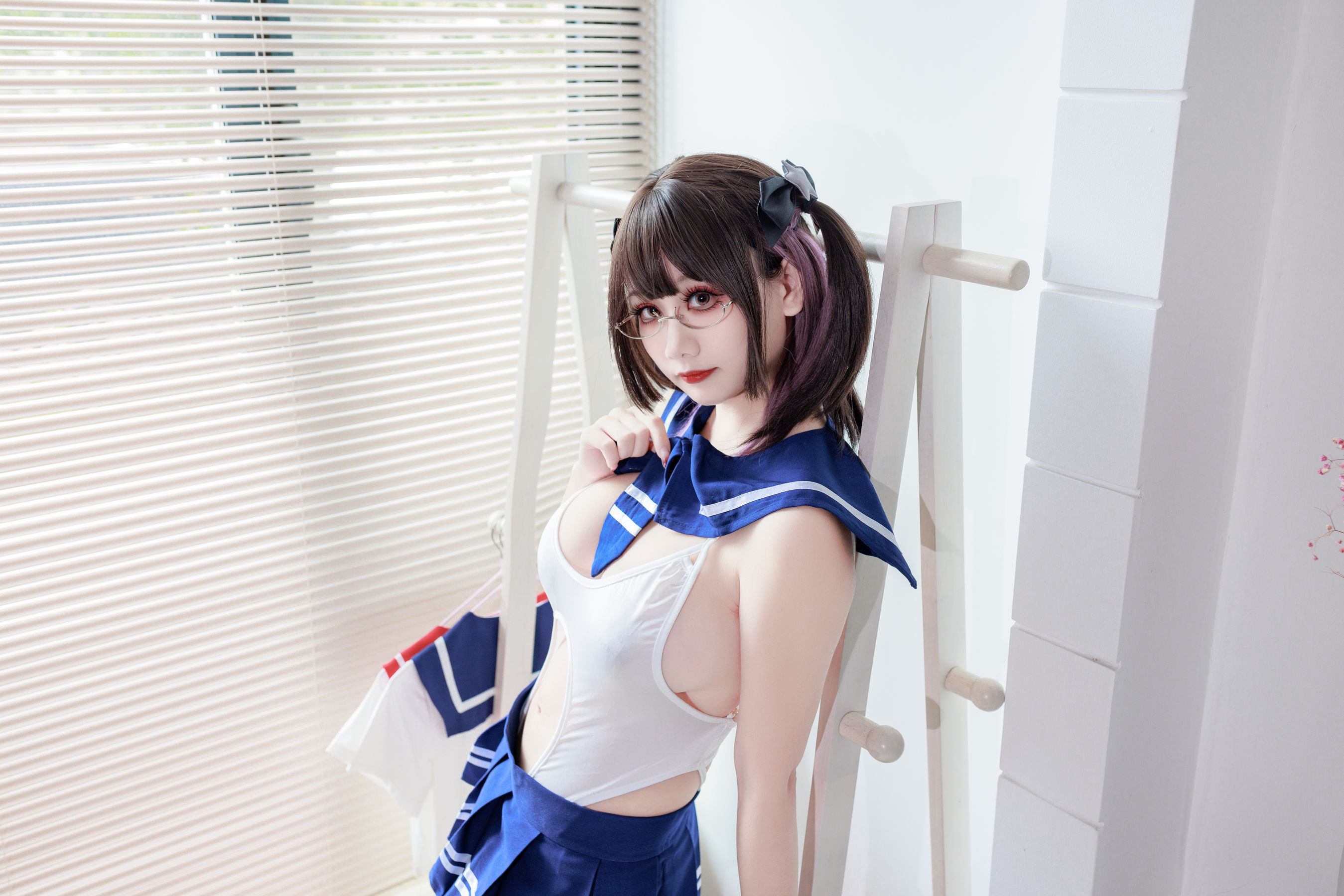 [COSPLAY]阿雪雪 – 连体水手服