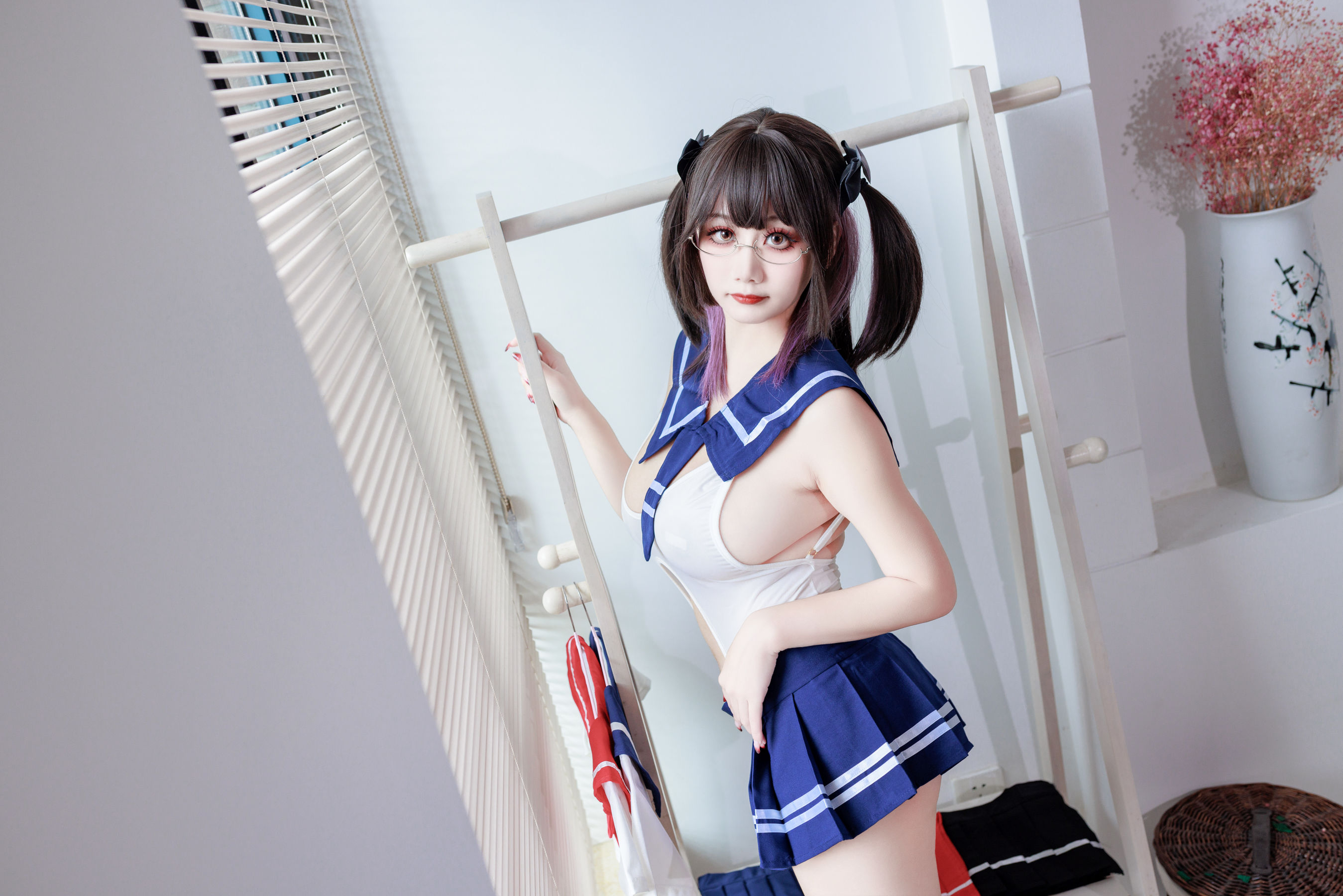 [COSPLAY]阿雪雪 – 连体水手服