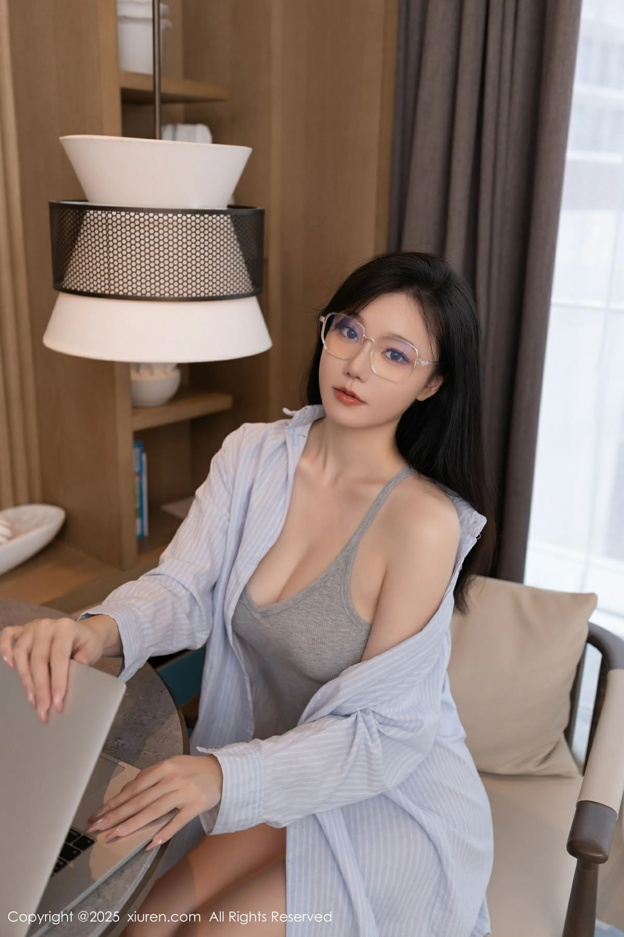 [XiuRen秀人网] 2025.08.12 No.10641 安然anran 电竞少女主题拍摄 性感写真 [80+1P]