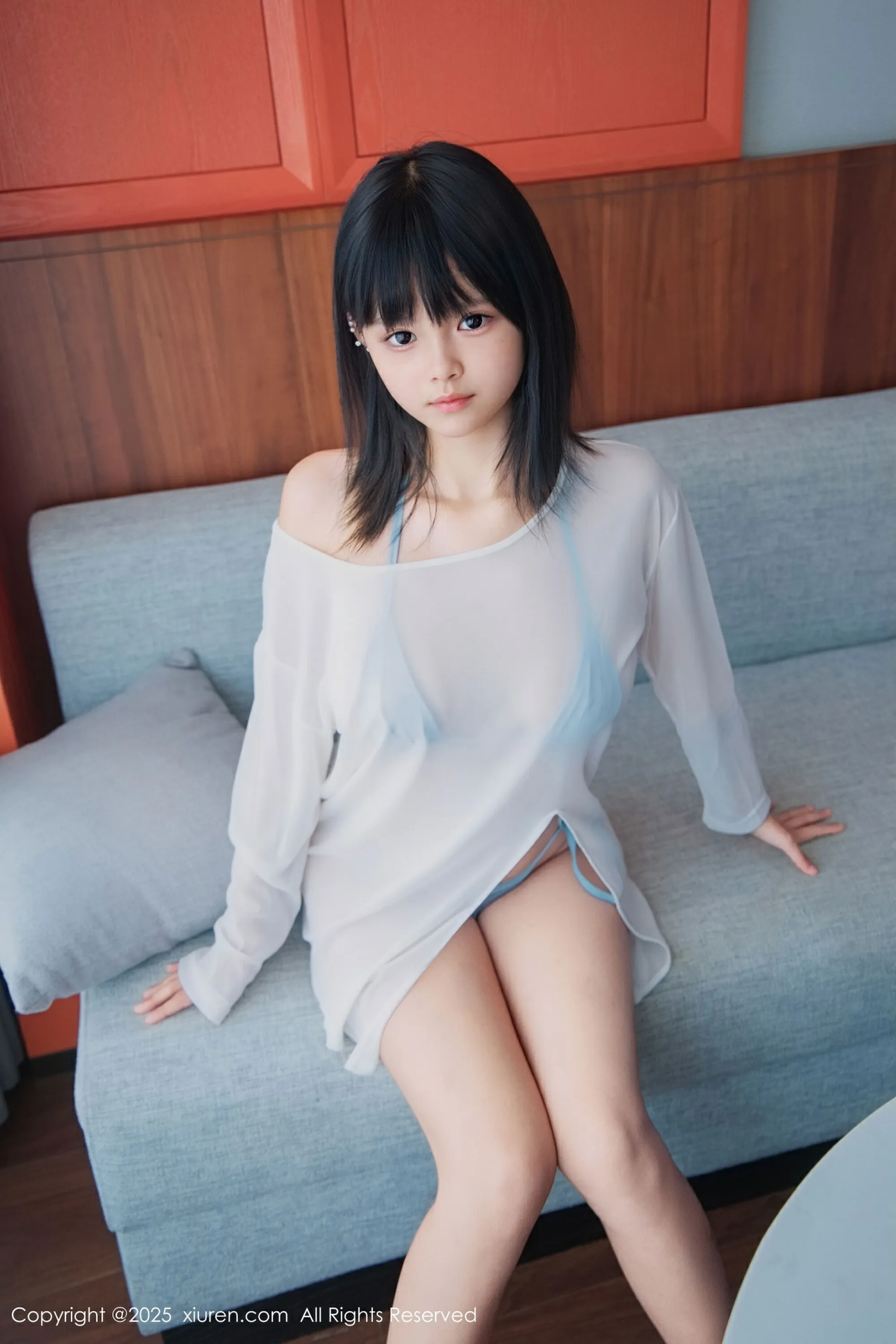 [XiuRen秀人网] 2025.08.15 No.10651 小泠 新人首套写真 性感蓝色比基尼 [80+1P]