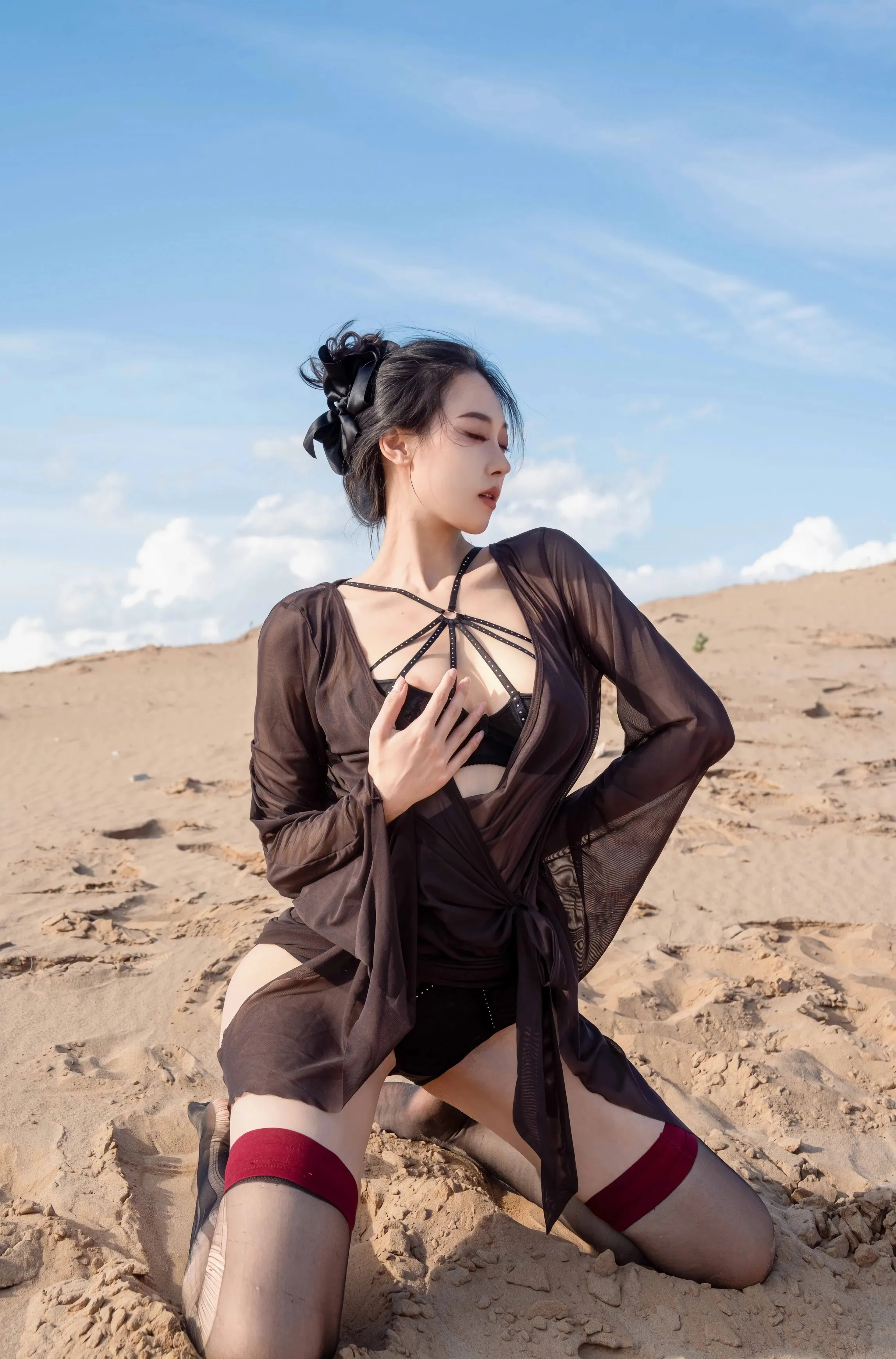 [XINGYAN星颜社] 2025.08.21 VOL.387 清妙 黑色情趣内衣 性感写真 [78+1P]