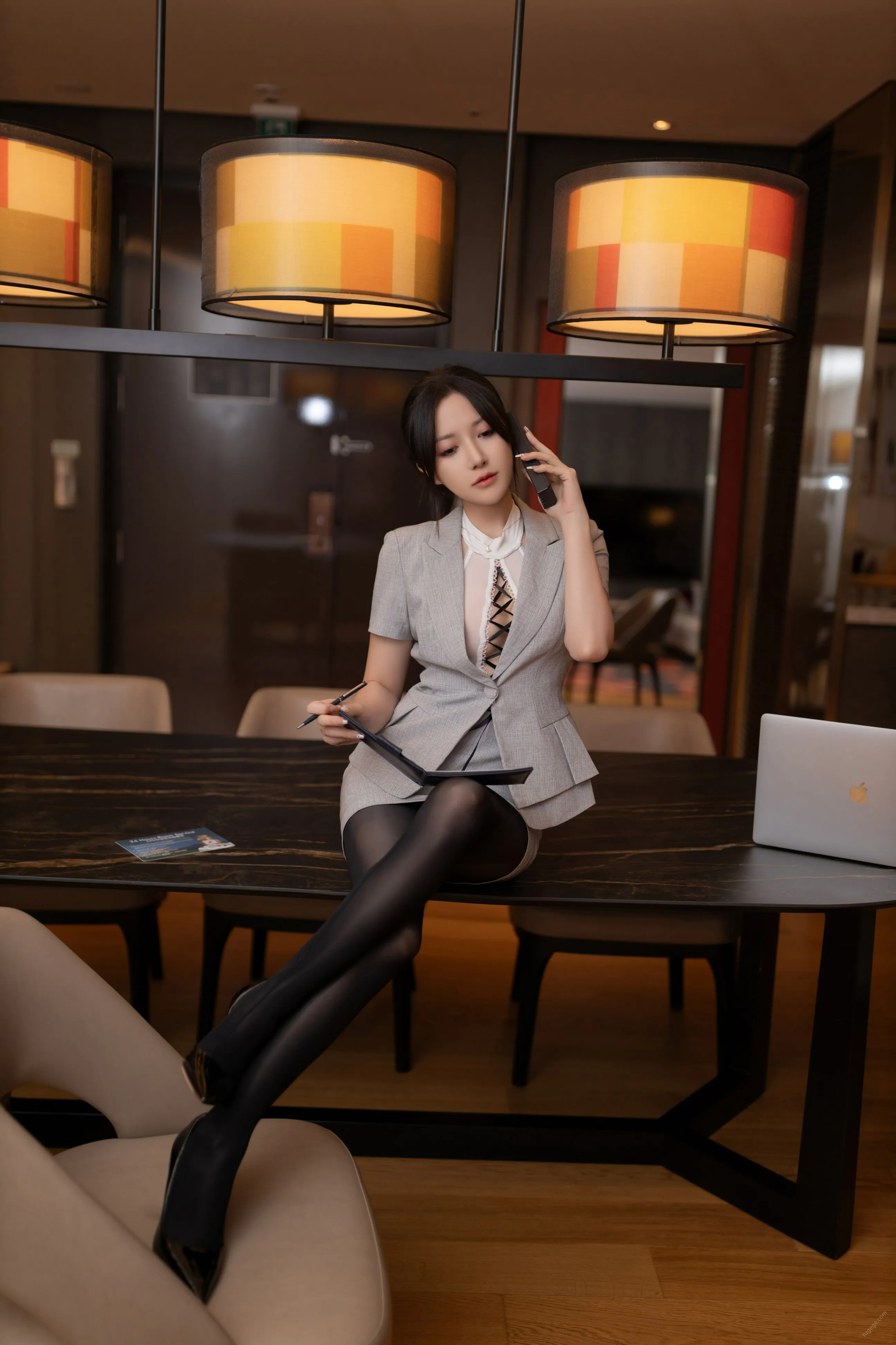 [秀人内购] 鱼子酱Fish 诱人私拍福利 他的监控电话