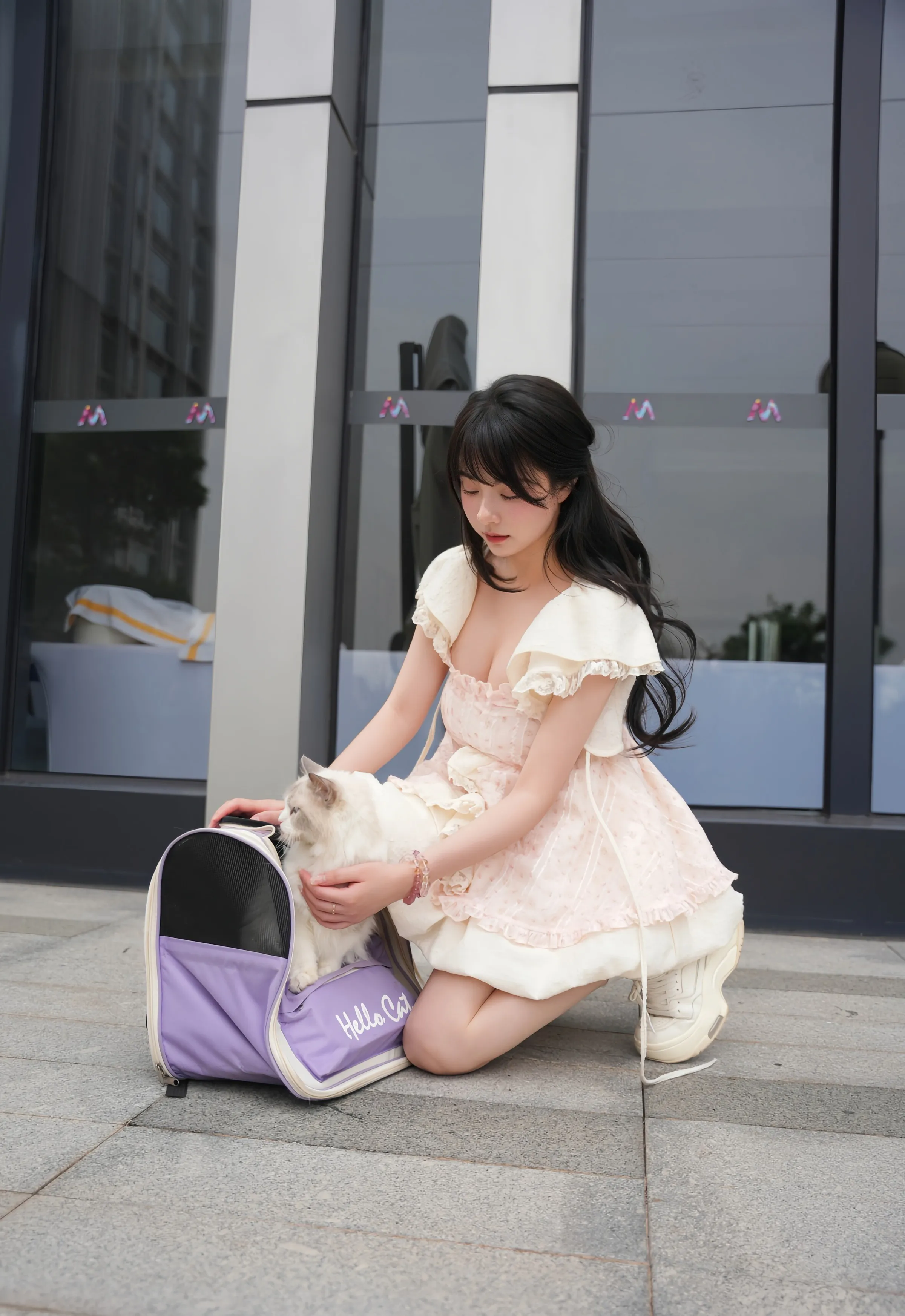 [XiuRen秀人网] 2025.09.05 No.10734 软情 浅色连衣短裙 性感写真 [75+1P]
