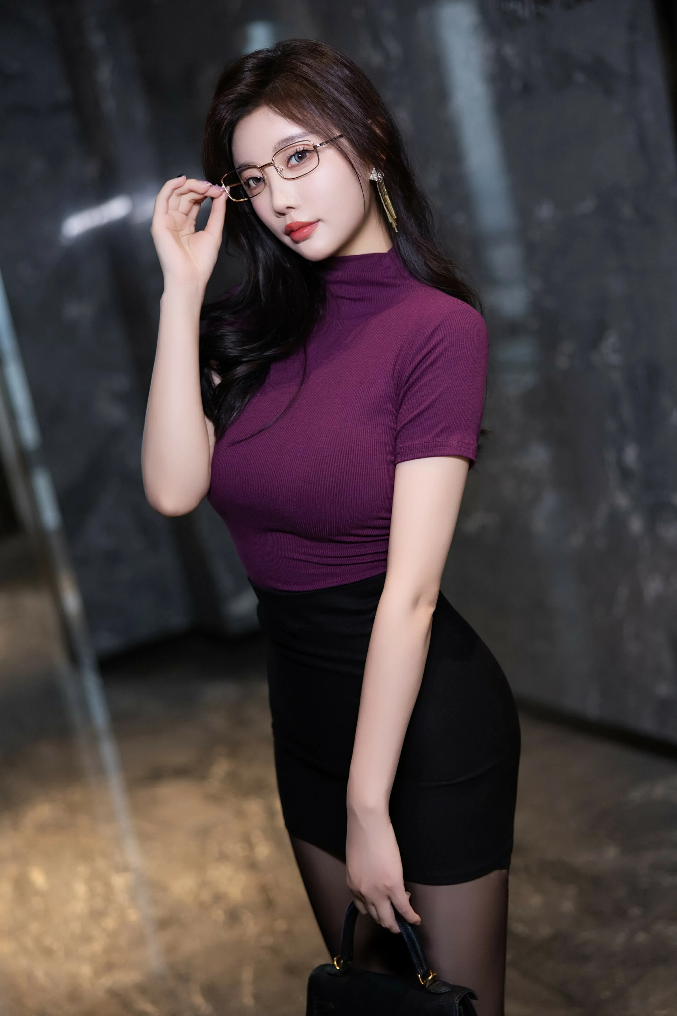 [秀人内购] 杨晨晨 诱人私拍福利 紫色T恤 未上架无水印