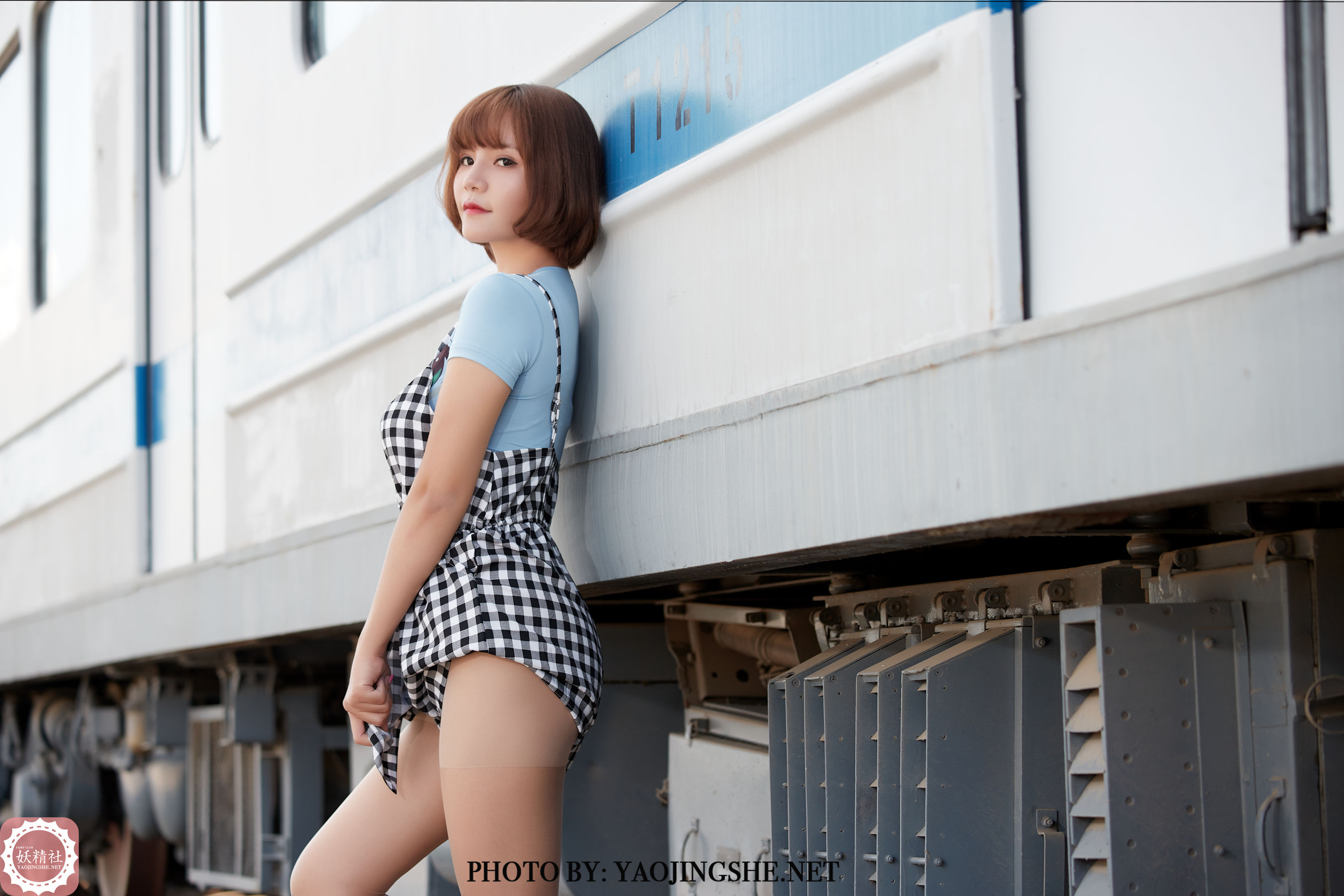 [妖精社] T2129《唐飞飞-丝之年代》[76P]