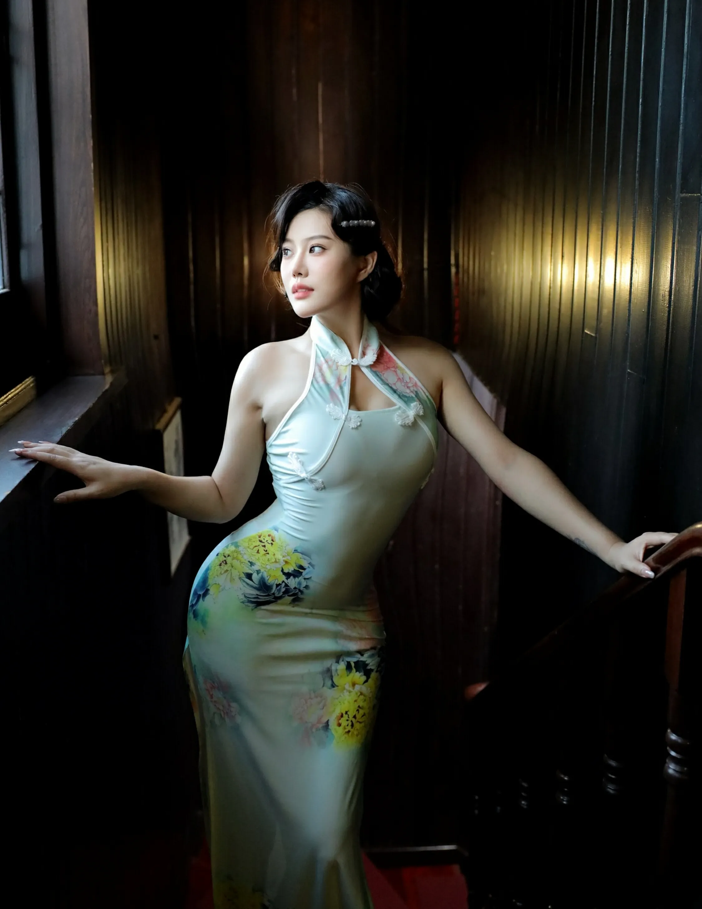 [XiuRen秀人网] 2025.09.10 No.10749 莉莉安娜o 绿色旗袍 魅惑肉丝 性感写真 [73+1P]