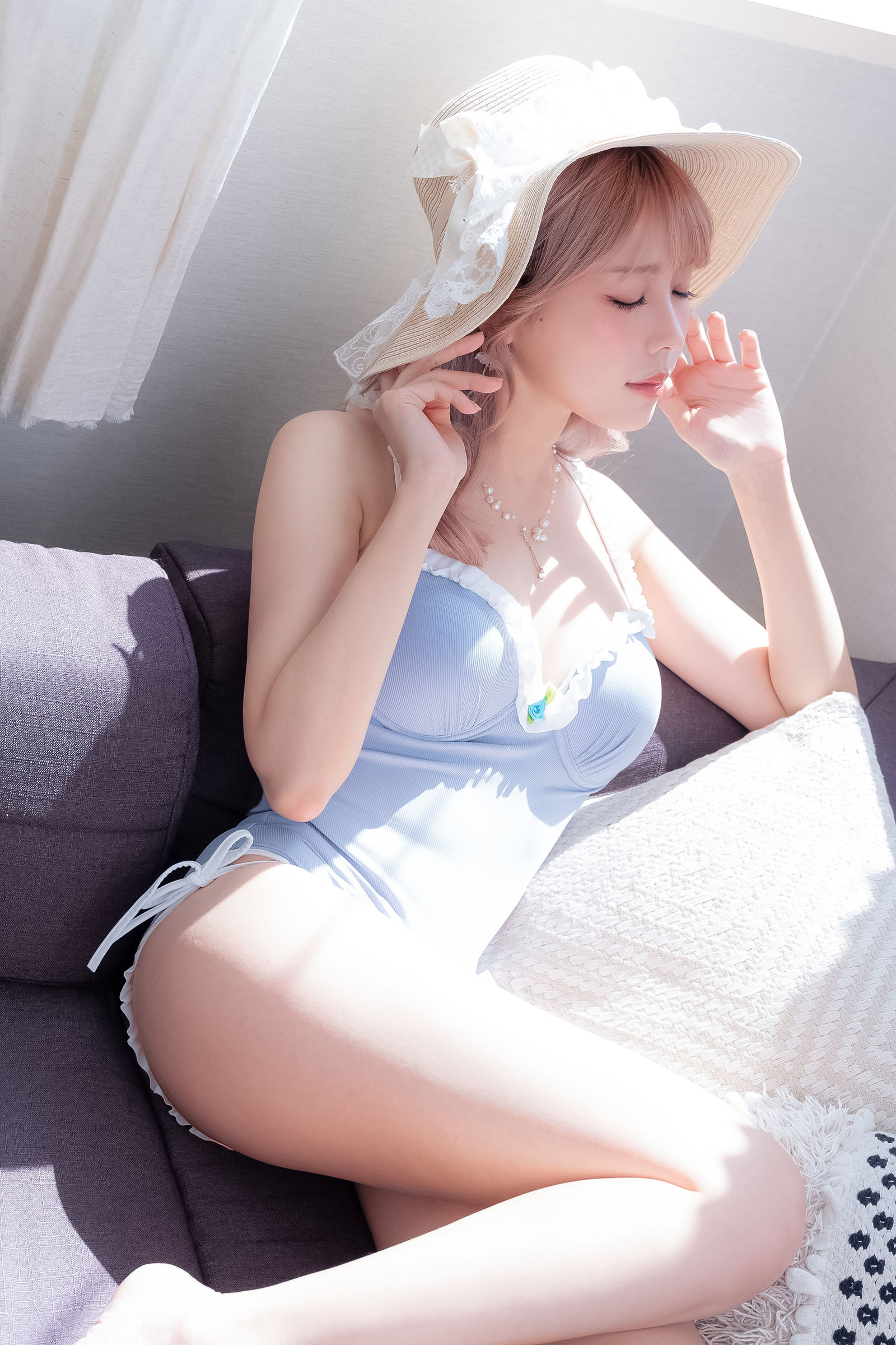 [COSPLAY] Ely_eee(ElyEE子) – Mist Blue Lady