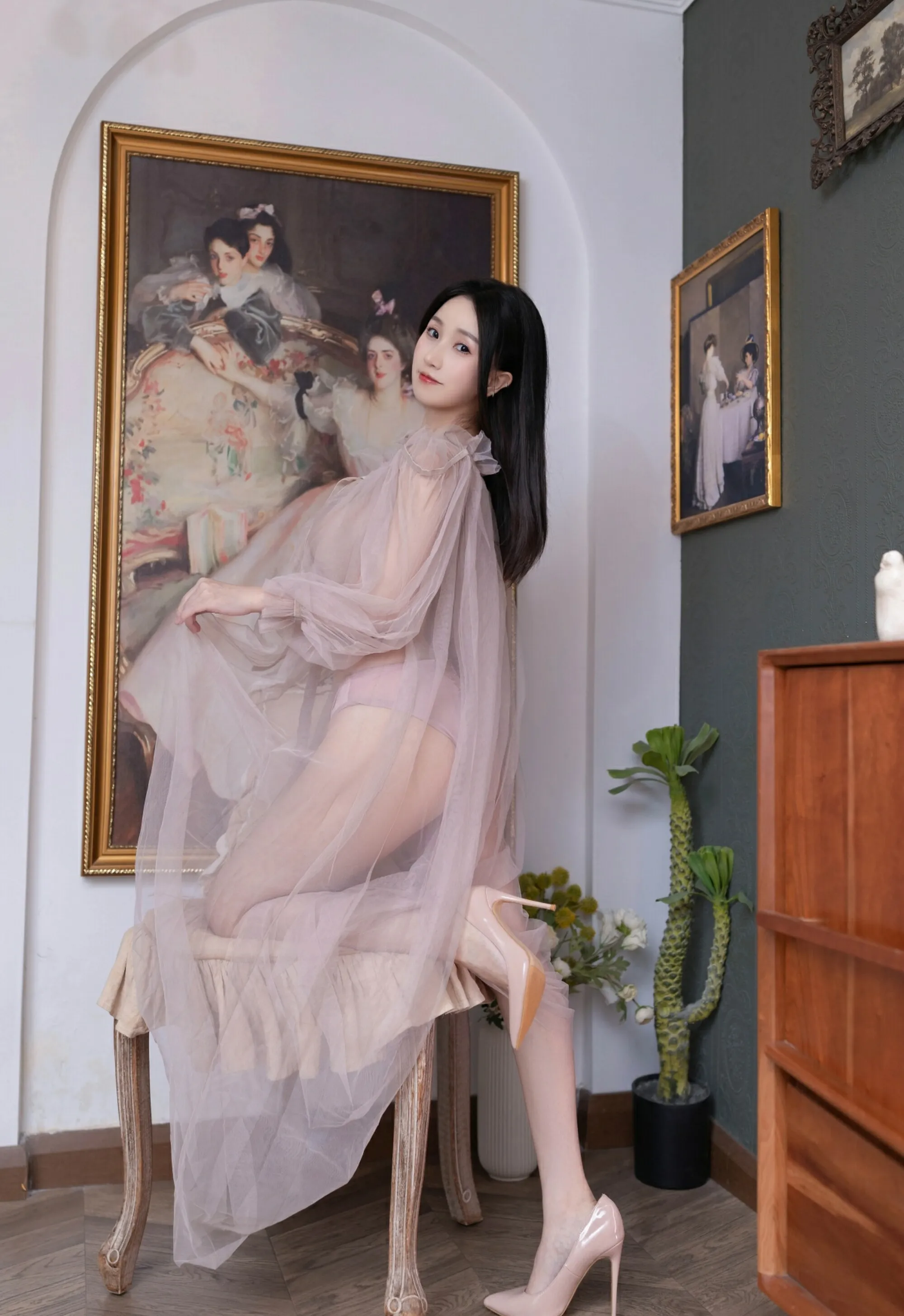 [XiuRen秀人网] 2025.09.10 No.10752 杏子Yada 紫色内衣 轻透粉纱 性感写真 [68+1P]