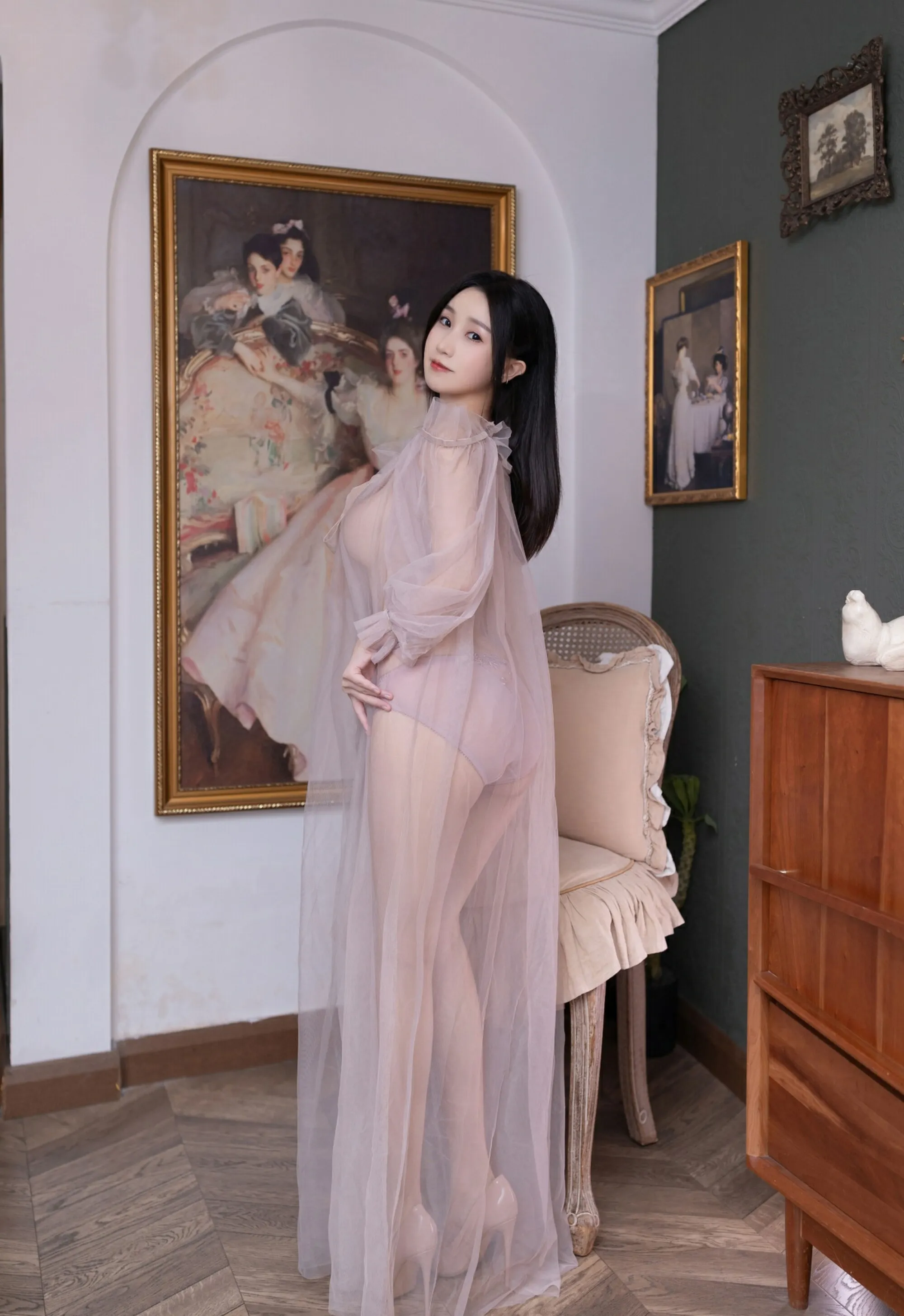 [XiuRen秀人网] 2025.09.10 No.10752 杏子Yada 紫色内衣 轻透粉纱 性感写真 [68+1P]