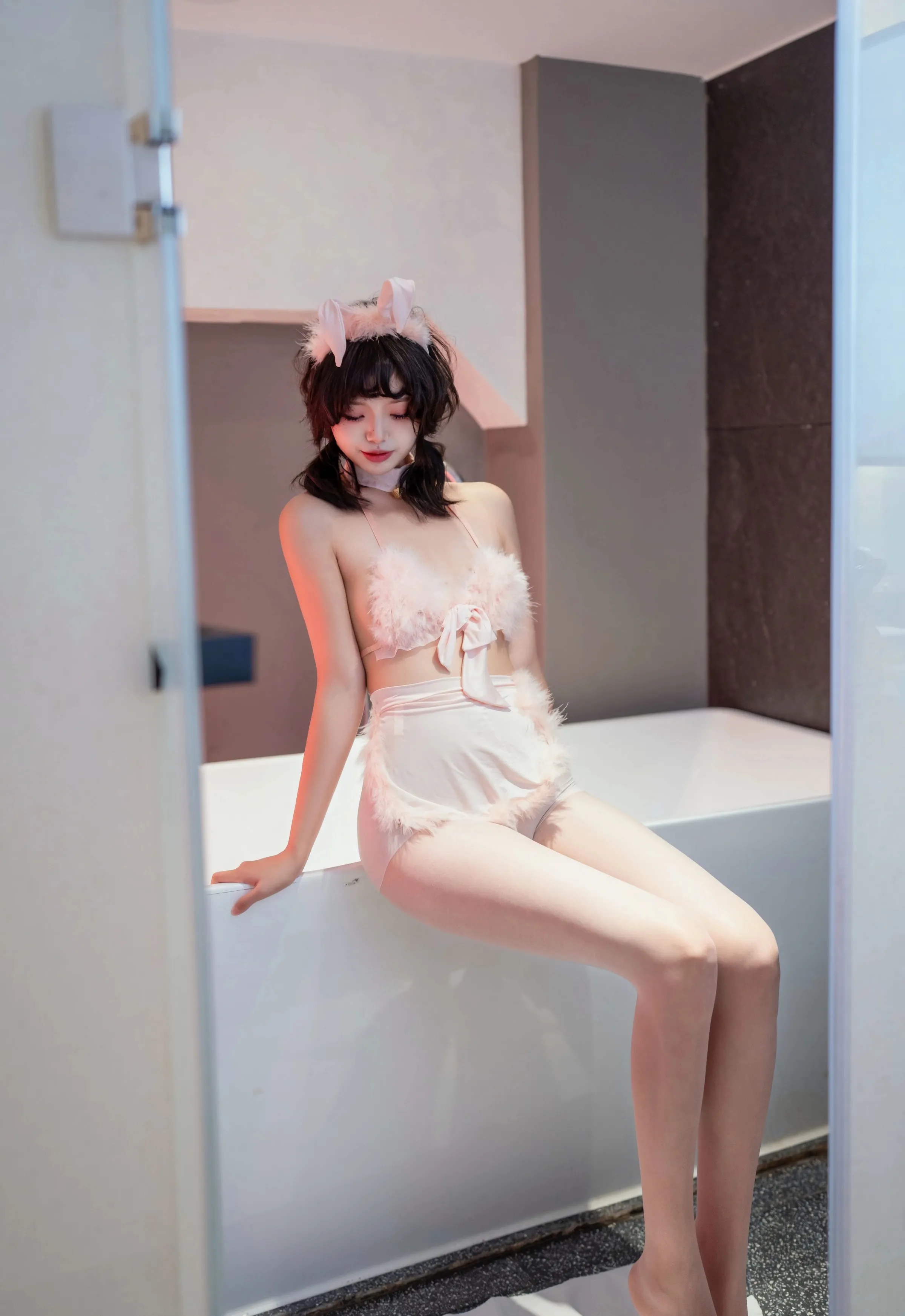 [XINGYAN星颜社] 2025.09.11 VOL.397 白虎巧巧 新人首套写真 性感粉色情趣内衣 [68+1P]