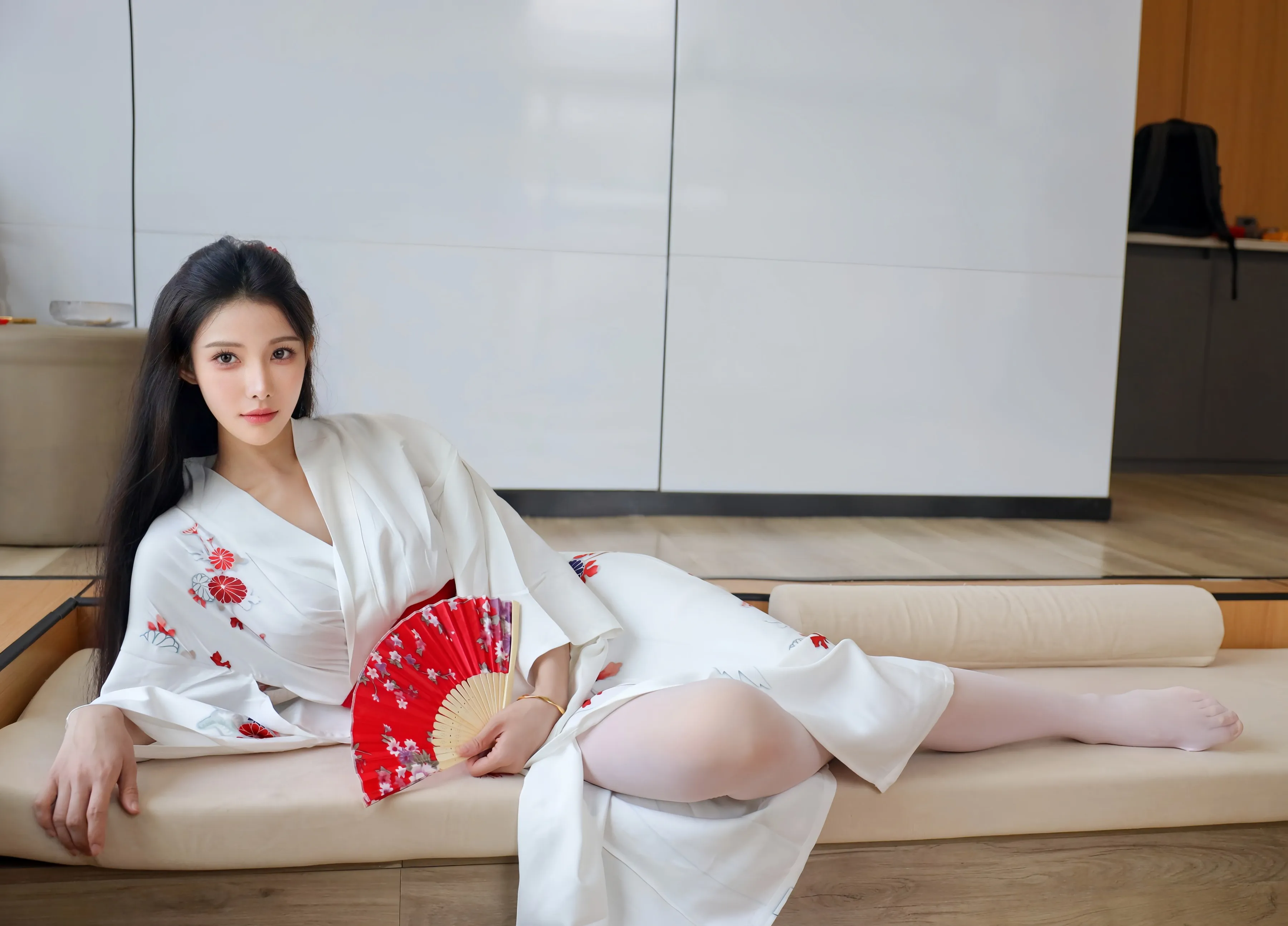 [XiuRen秀人网] 2025.09.15 No.10767 梨霜儿 粉色蕾丝内衣 性感写真 [83+1P]