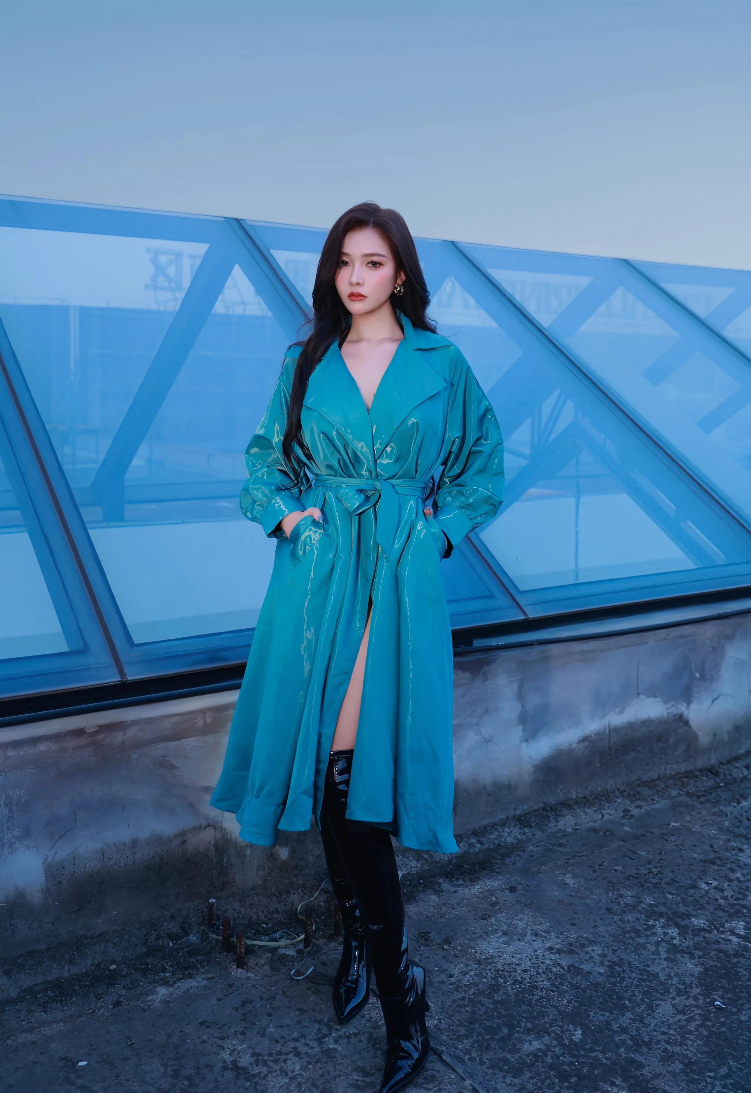 [XiuRen秀人网] 2025.09.17 No.10776 娜比 黑色情趣内衣 性感写真 [82+1P]