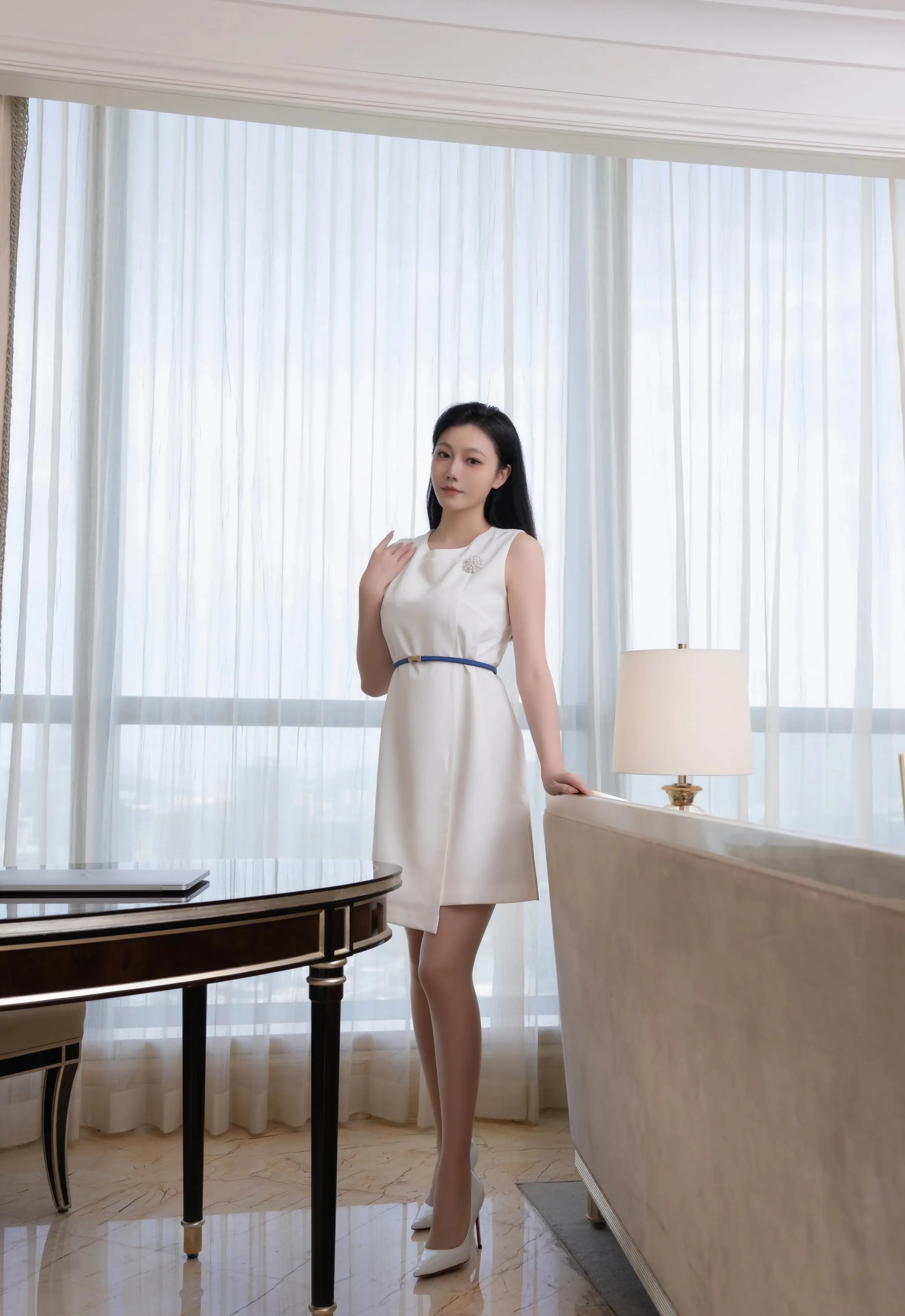 [XiuRen秀人网] 2025.09.29 No.10829 安然anran 性感蓝灰色内衣 珠海旅拍写真 [80+1P]