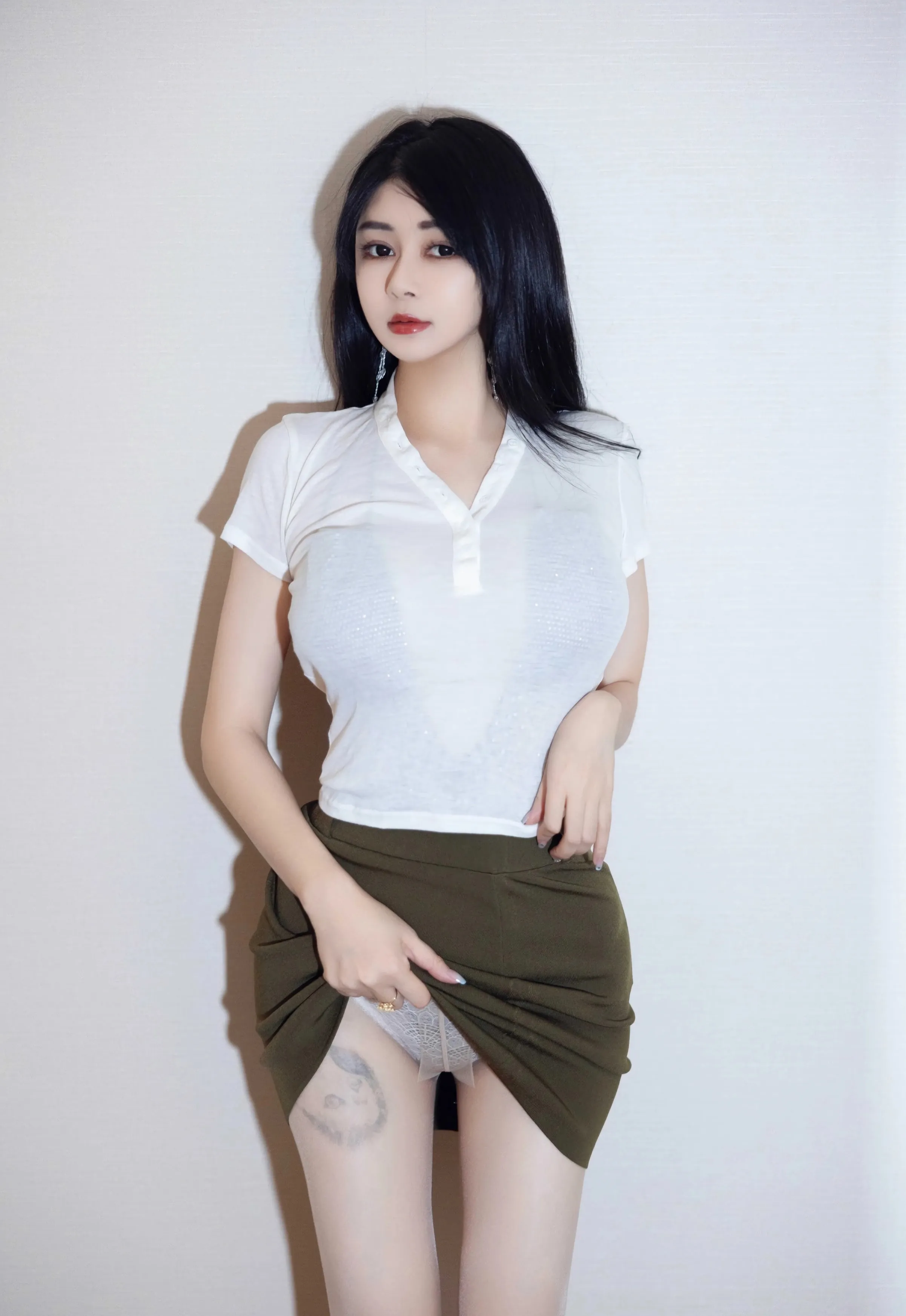 [HuaYang花漾写真] 2025.09.29 VOL.647 凯竹Quinn 白色T恤 性感写真 [54+1P]