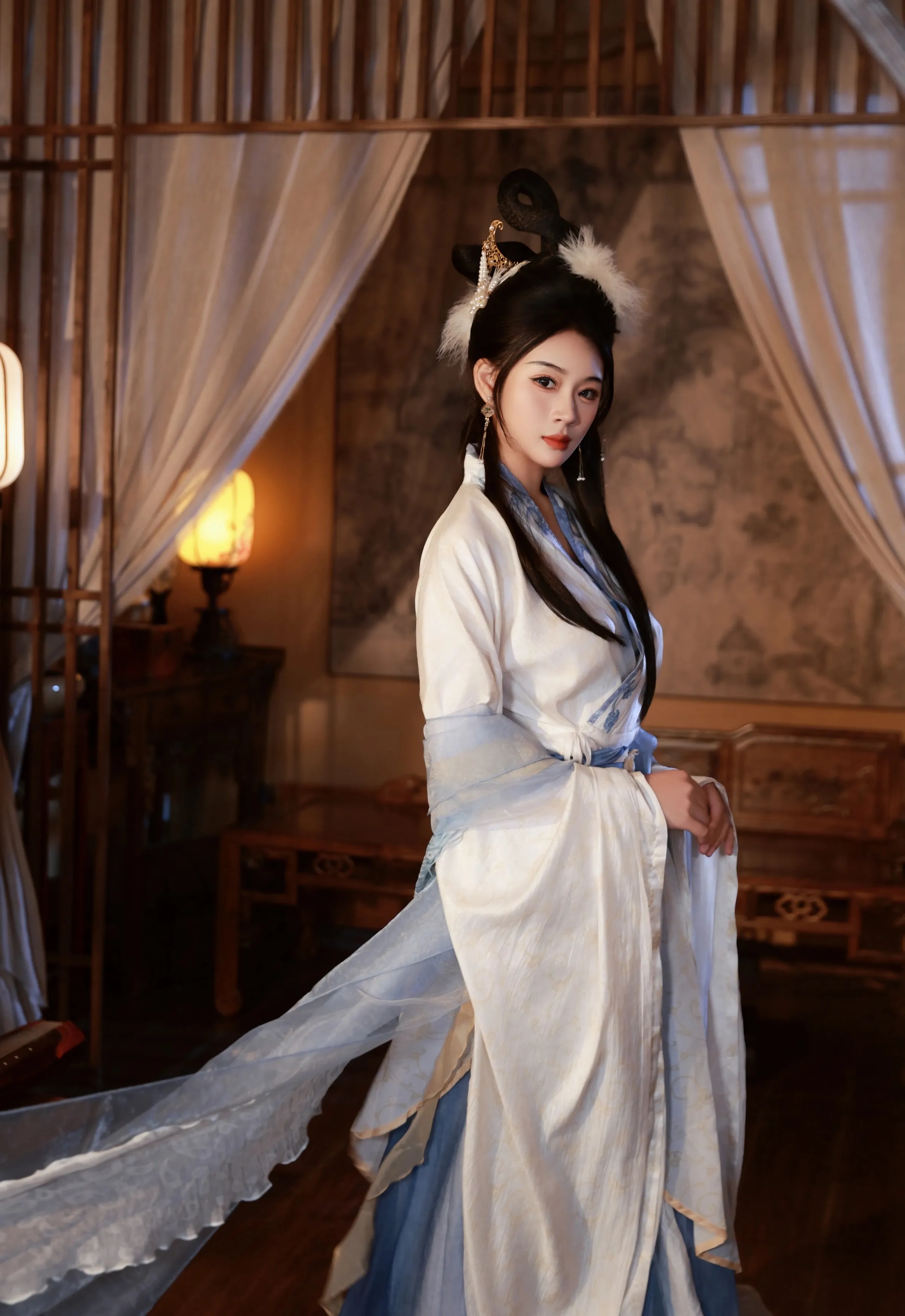 [XiuRen秀人网] 2025.09.30 No.10835 南乔 性感汉服 中秋主题 性感写真 [76+1P]