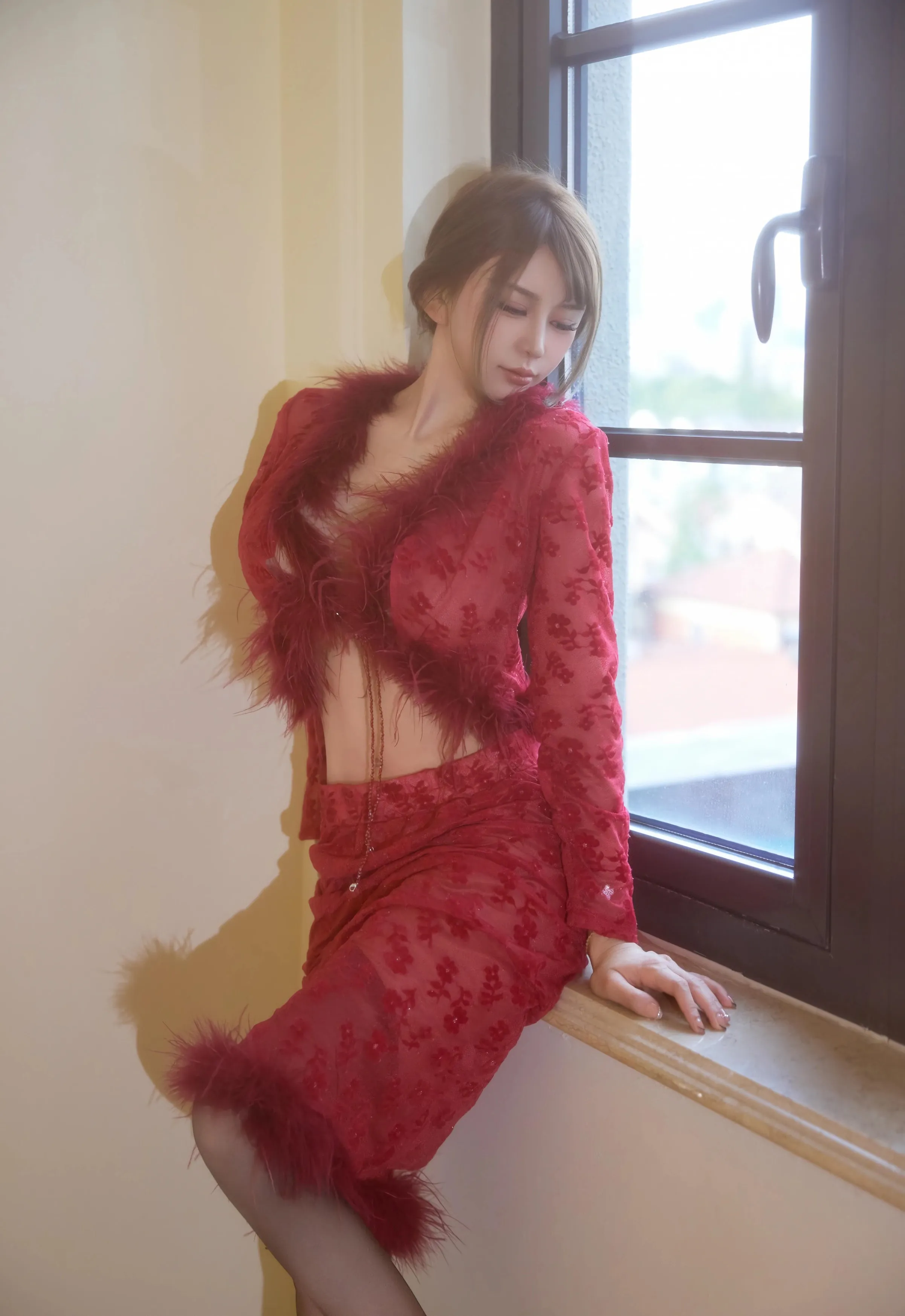 [XiuRen秀人网] 2025.10.10 No.10848 Zoe柚柚 红色复古服饰 性感写真 [52+1P]