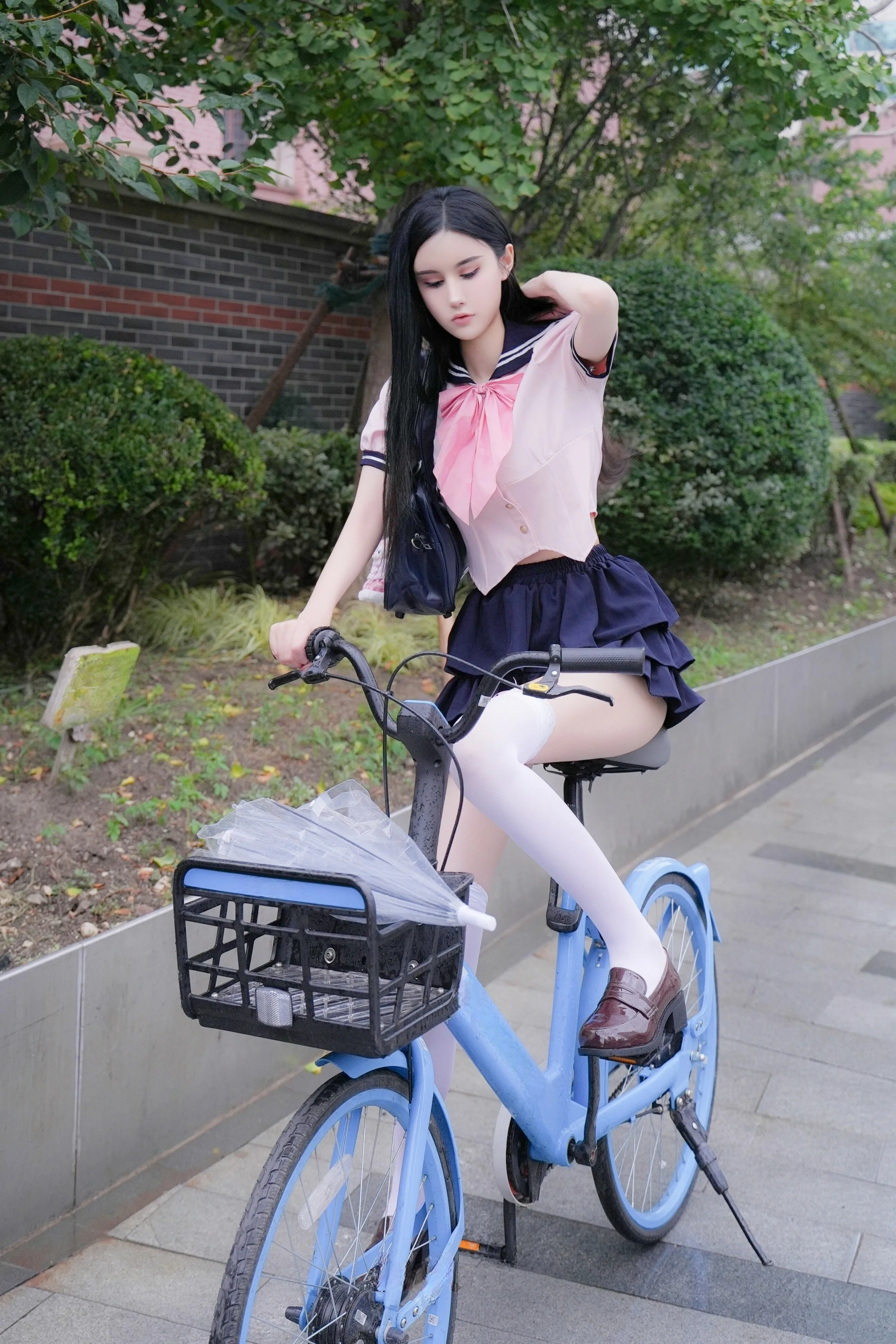 [秀人内购] 晚苏susu 诱人私拍福利 水手服