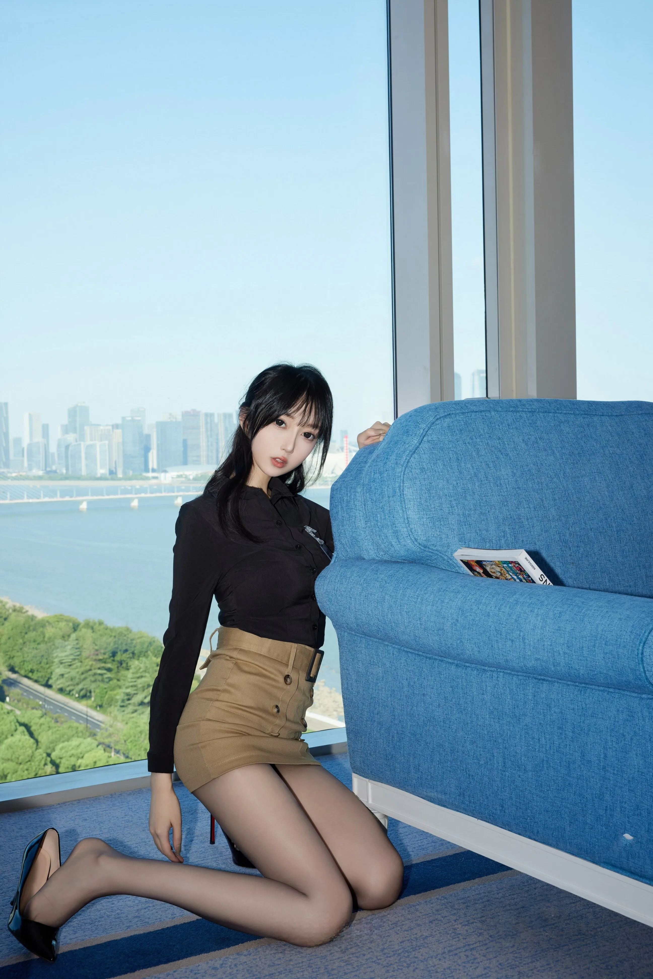 [秀人内购] 玥儿玥er 诱人私拍福利 大厦的主人