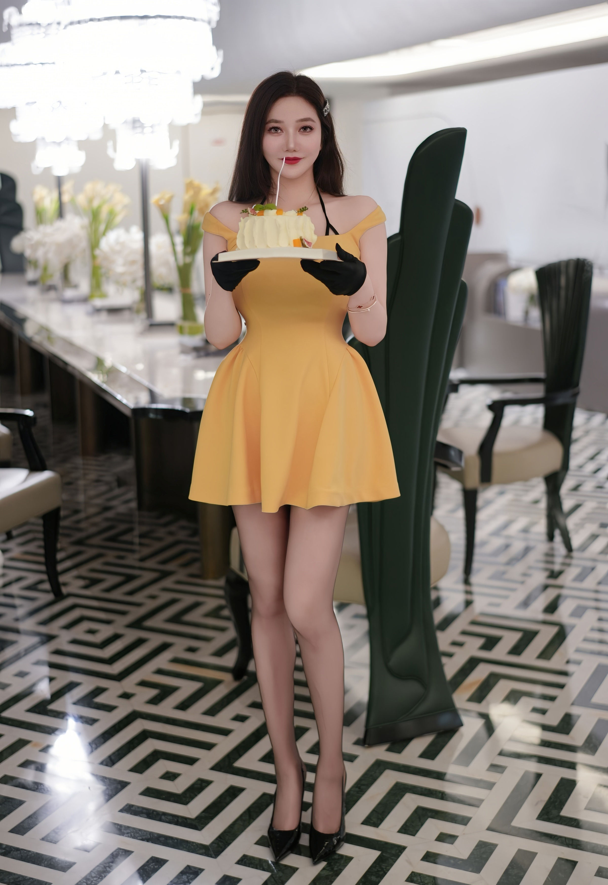 [XiuRen秀人网] 2025.10.22 No.10897 心妍小公主 性感黄色连衣短裙 私房写真 [61+1P]